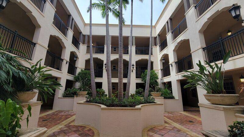 Lauderdale By The Sea, FL 33308,4445 El Mar DR 2303