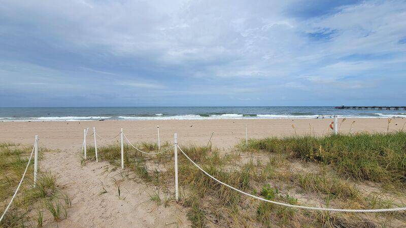 Lauderdale By The Sea, FL 33308,4445 El Mar DR 2303