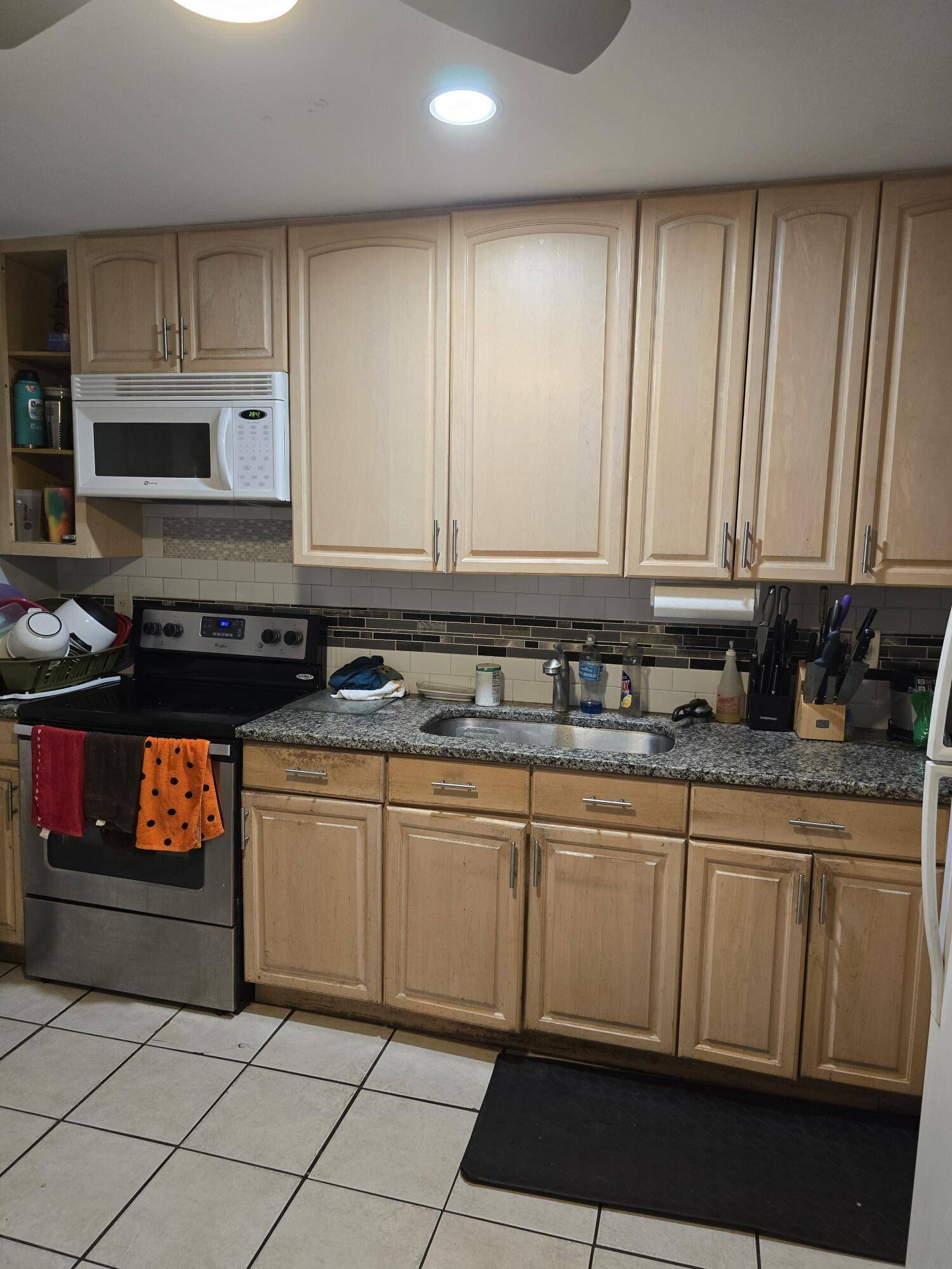 Boynton Beach, FL 33435,3313 Grove RD