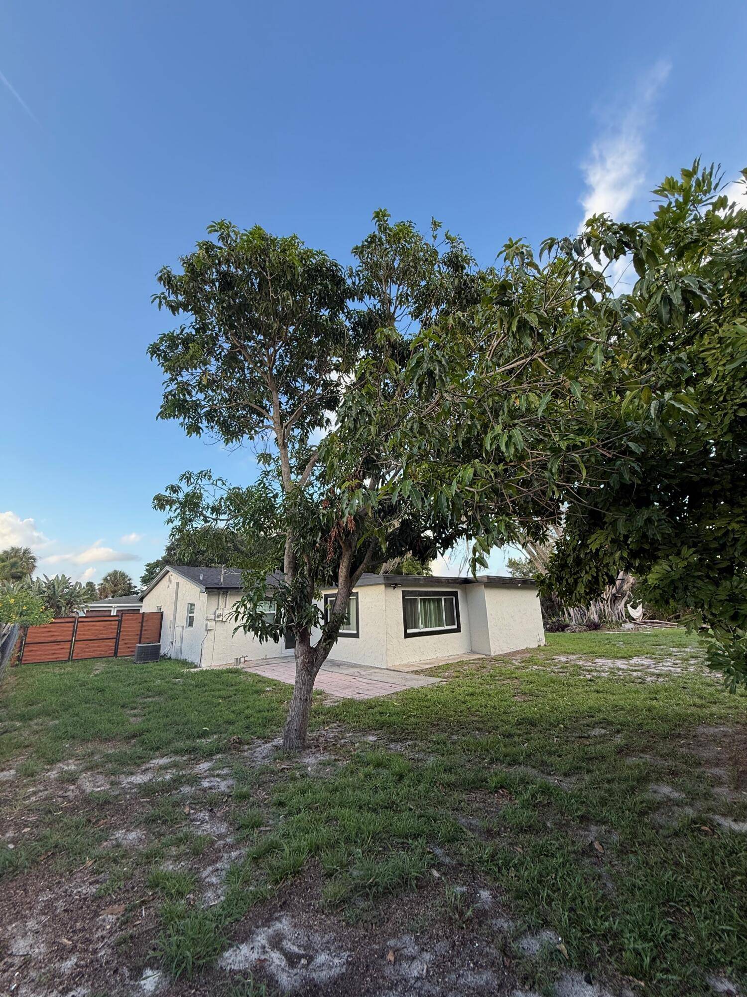 West Palm Beach, FL 33406,2644 Cherokee CT