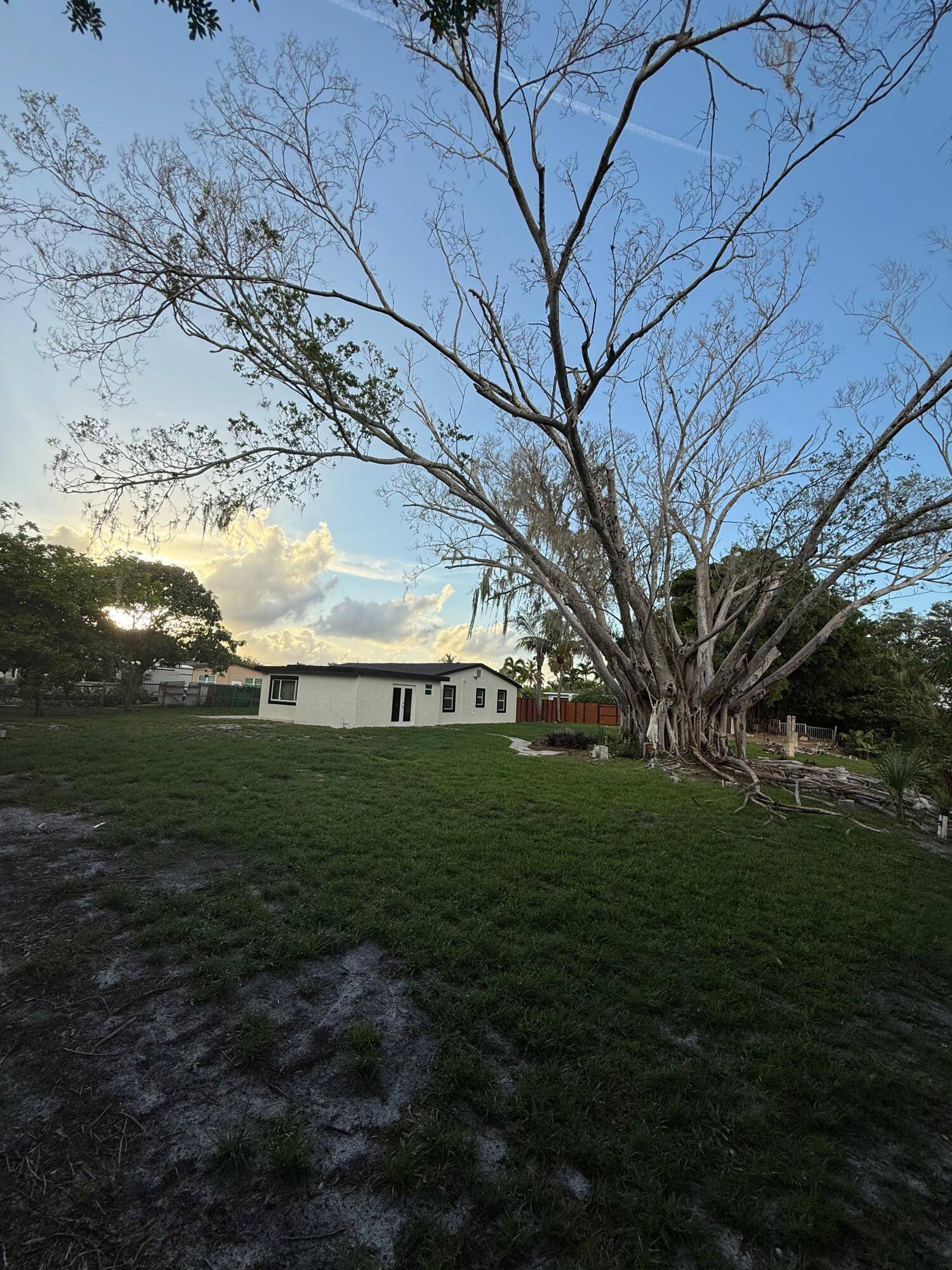 West Palm Beach, FL 33406,2644 Cherokee CT