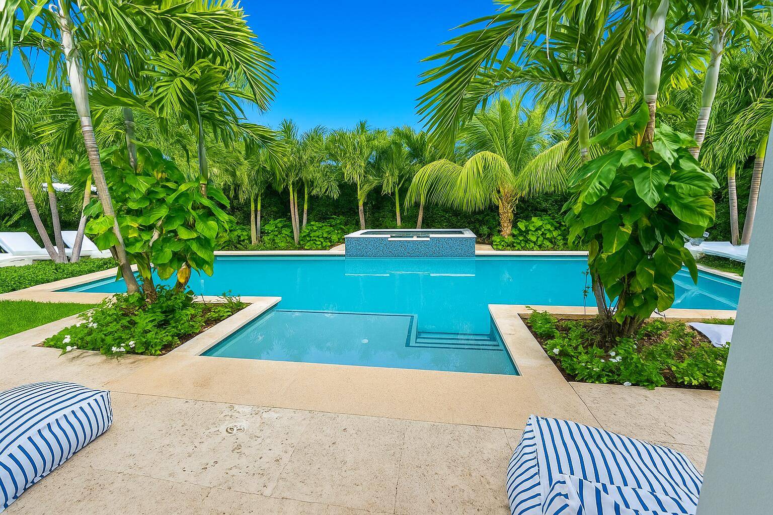 West Palm Beach, FL 33405,5401 S Olive AVE