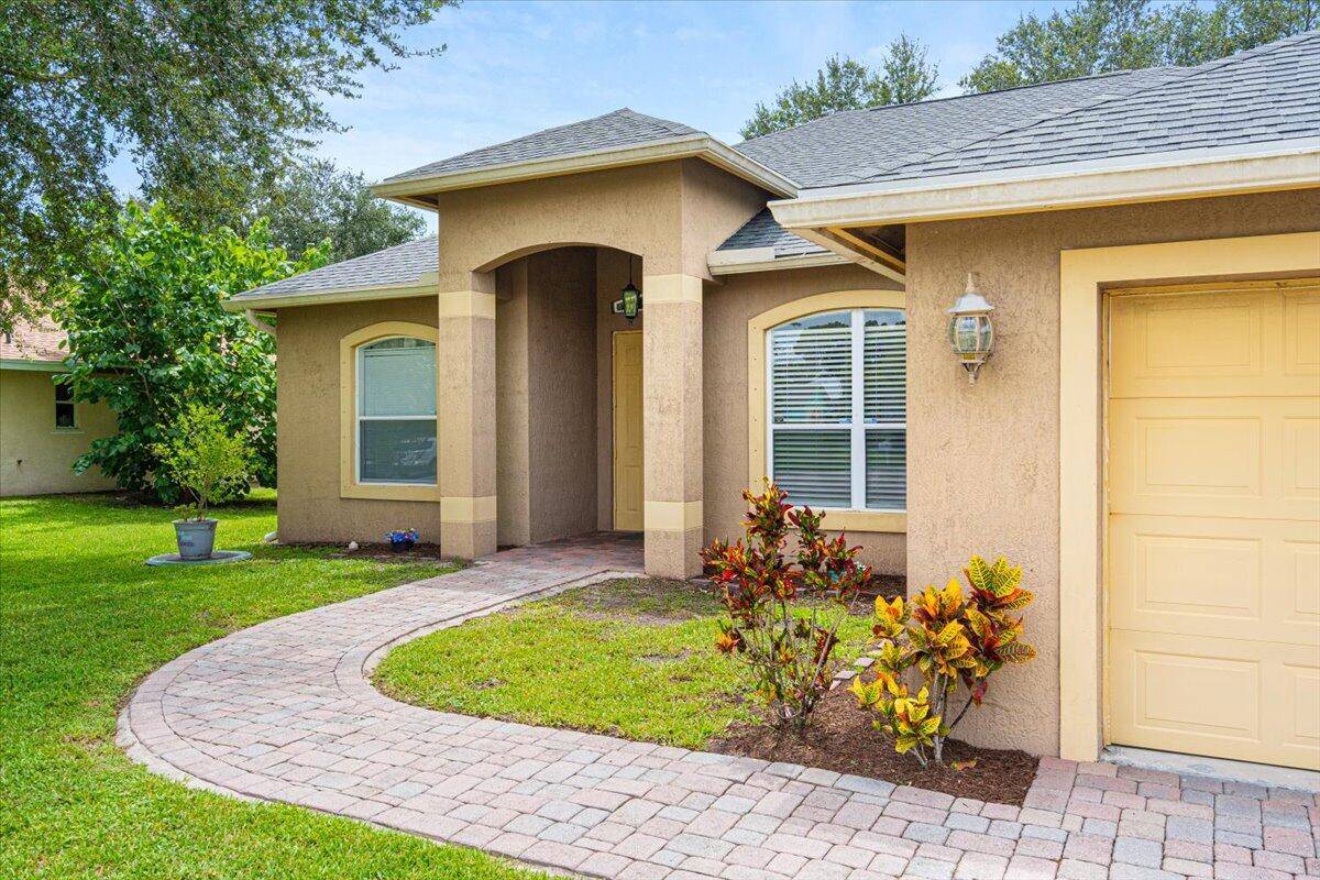 Port Saint Lucie, FL 34953,1901 SW Lennox ST