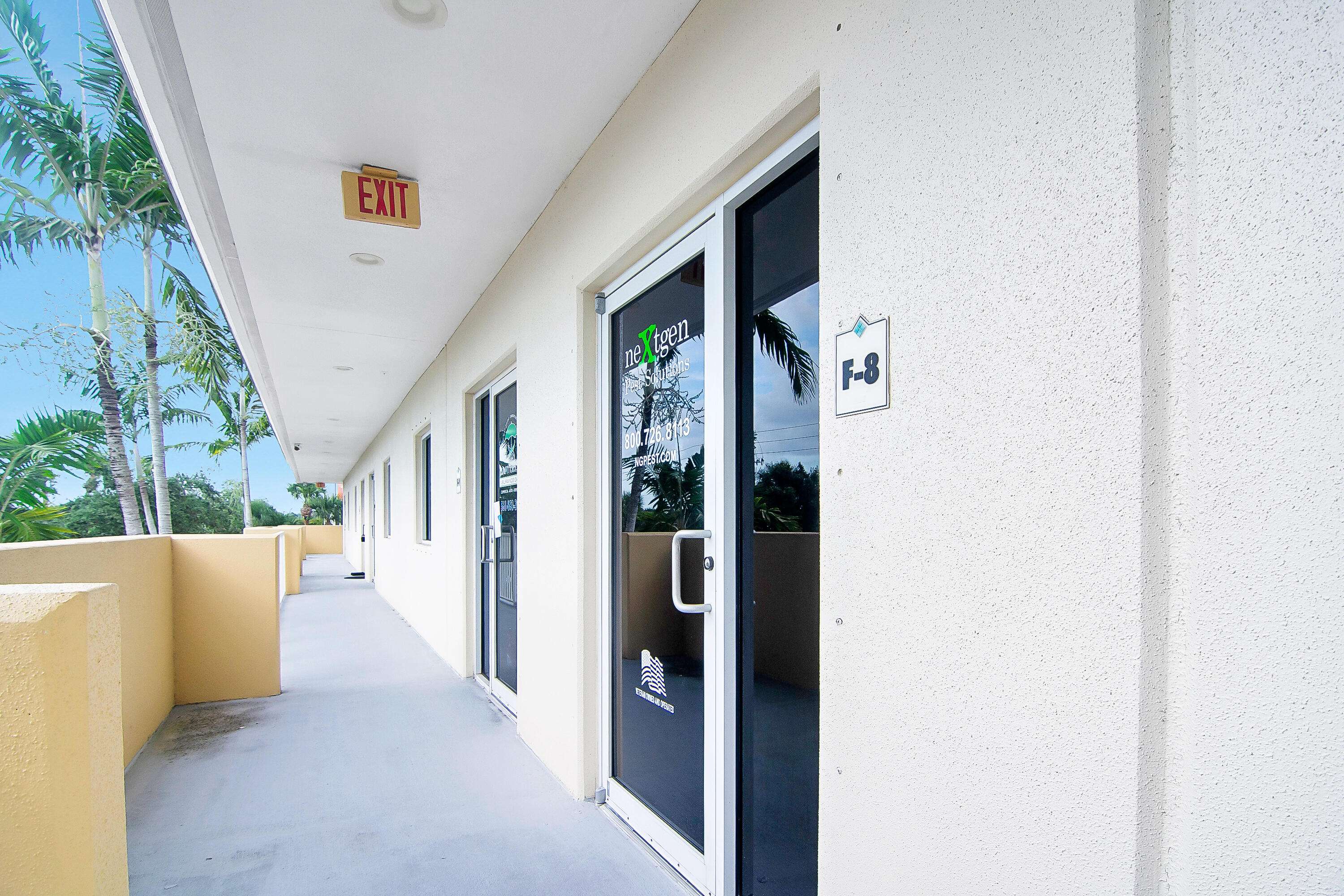 West Palm Beach, FL 33411,2771 Vista Pkwy 8
