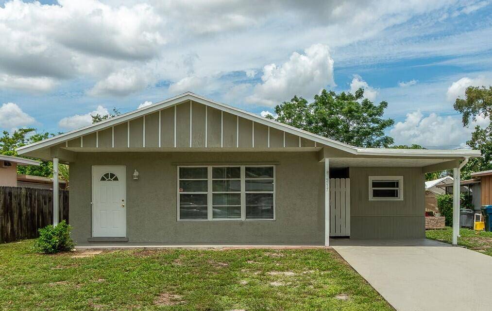 Greenacres, FL 33463,217 Fleming AVE