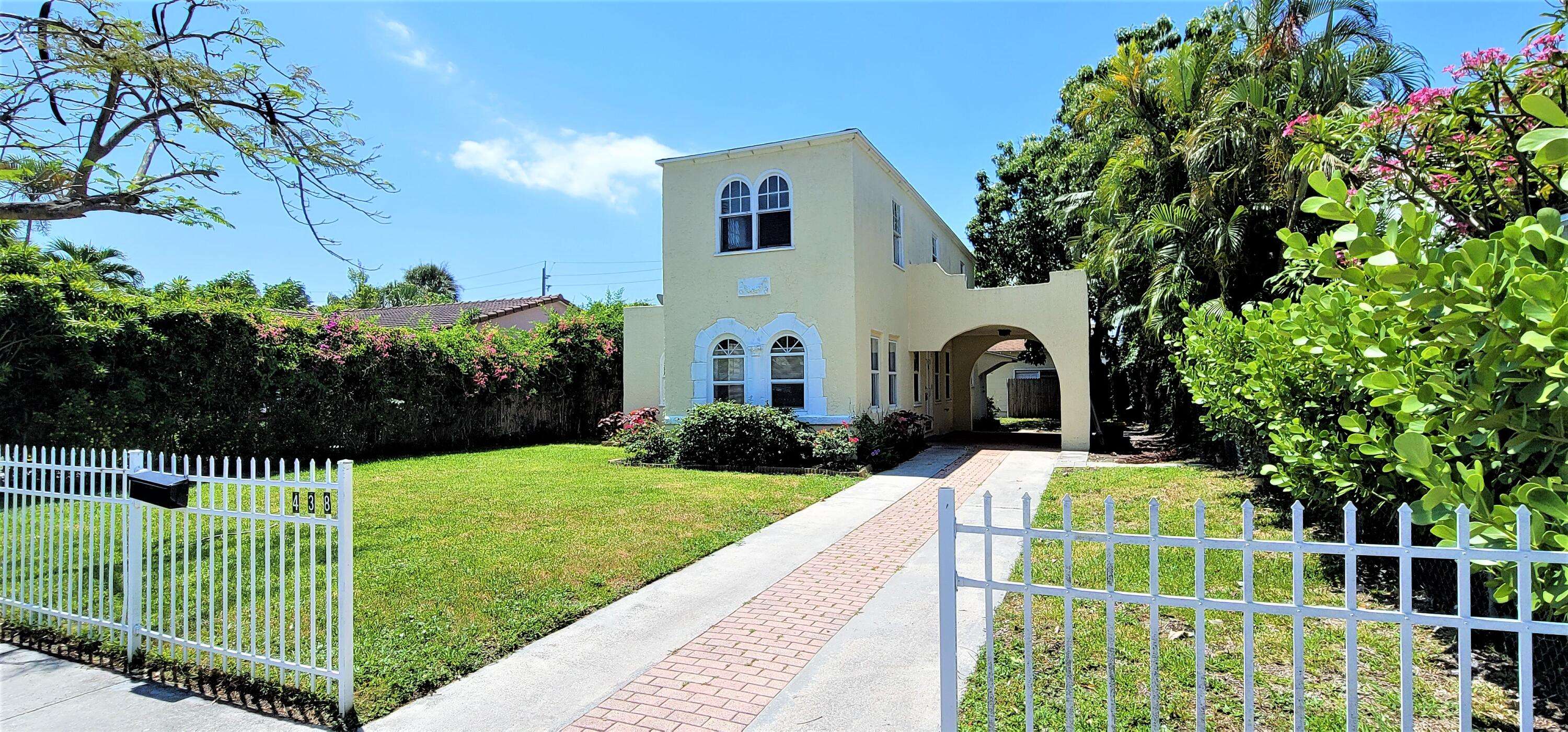 West Palm Beach, FL 33407,438 26th ST
