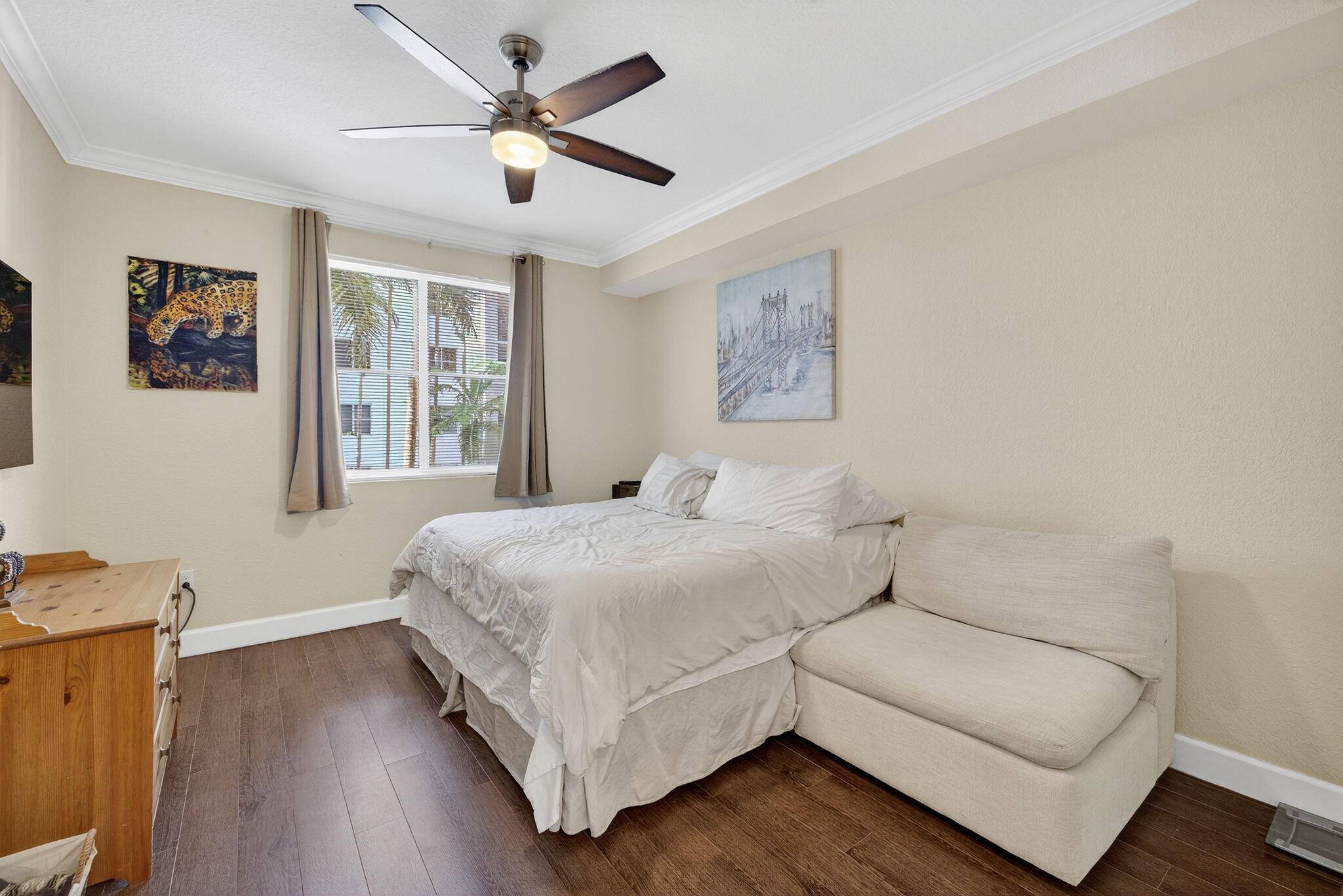 Boynton Beach, FL 33426,1690 Renaissance Commons BLVD 1329