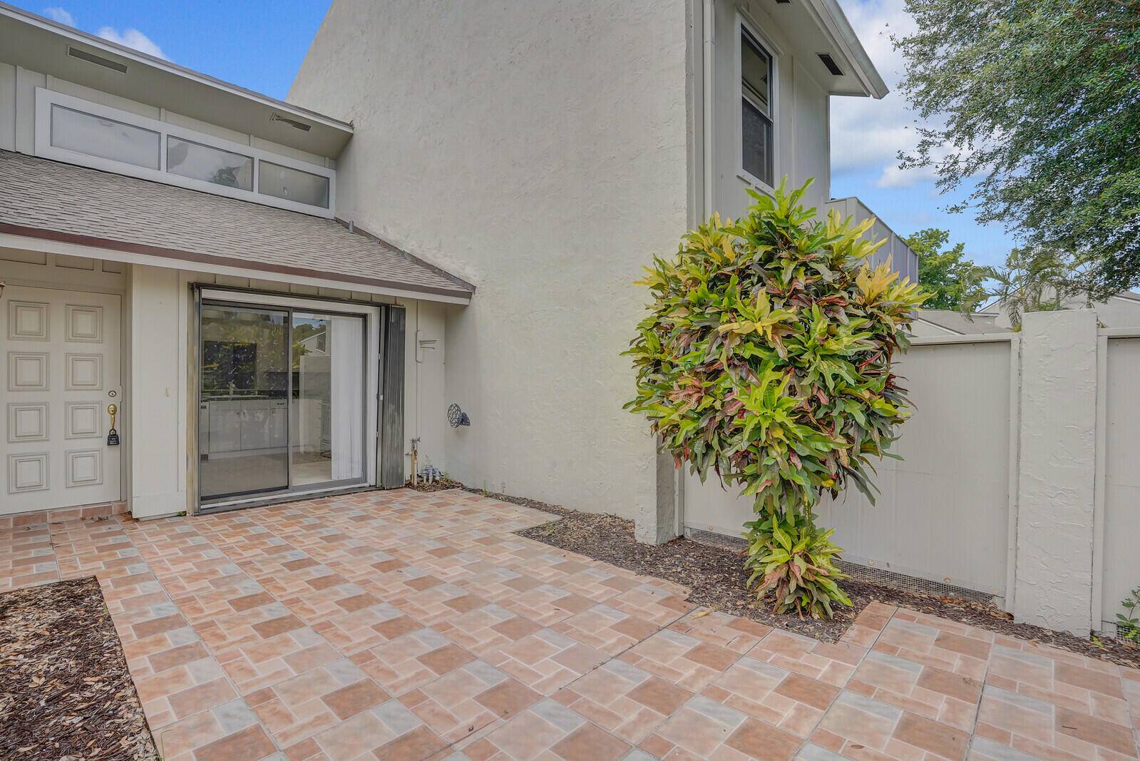 Wellington, FL 33414,12712 Spinnaker LN