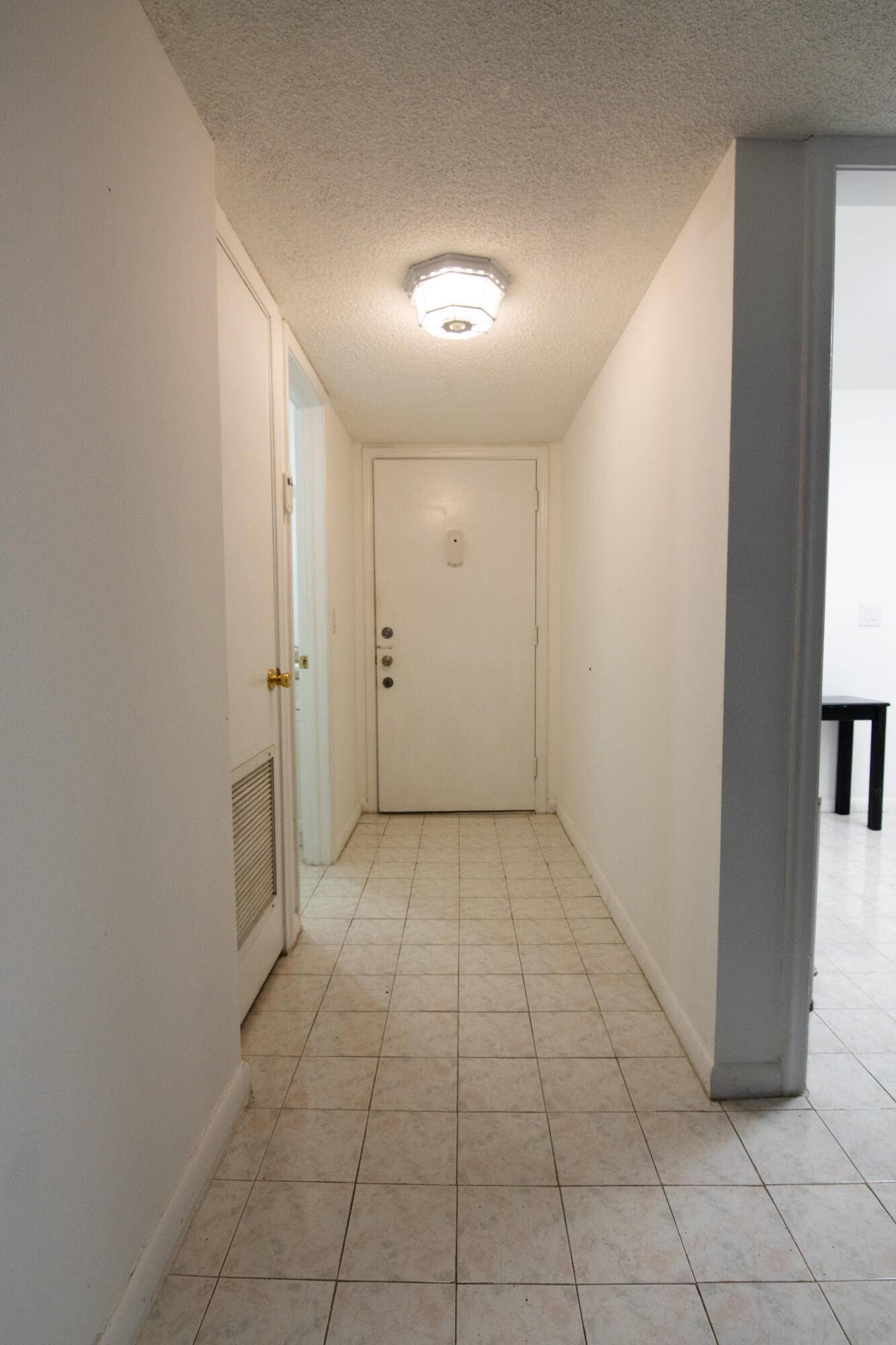 Boca Raton, FL 33428,22605 SW 66th 105 AVE