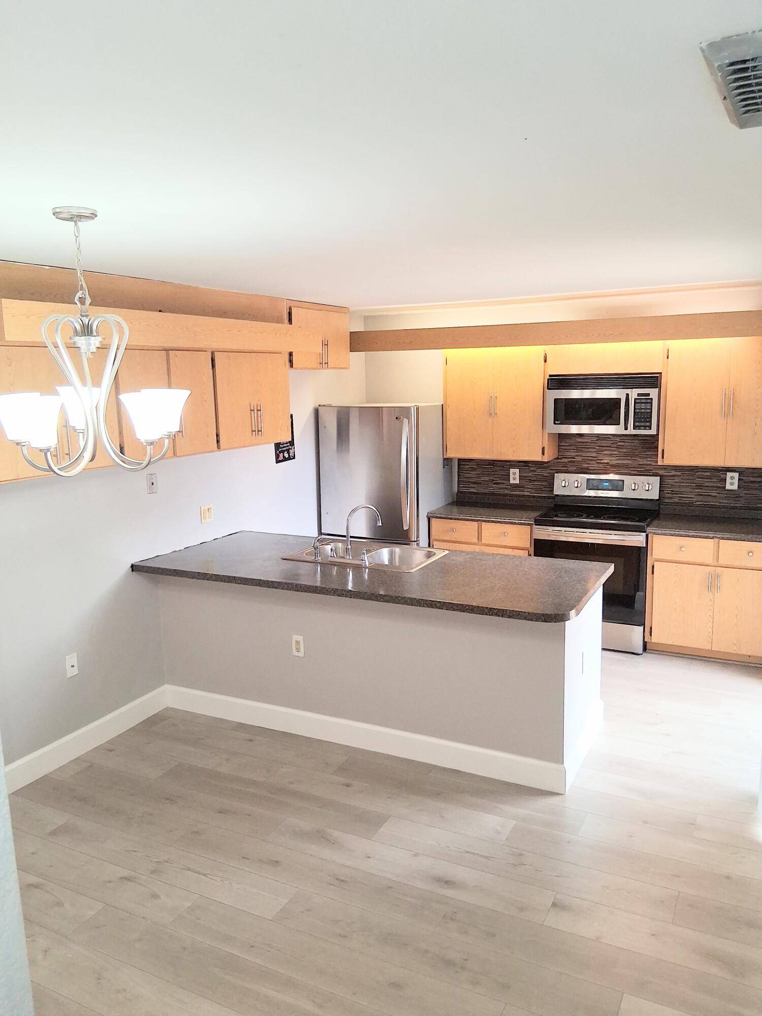 West Palm Beach, FL 33409,6221 62nd WAY