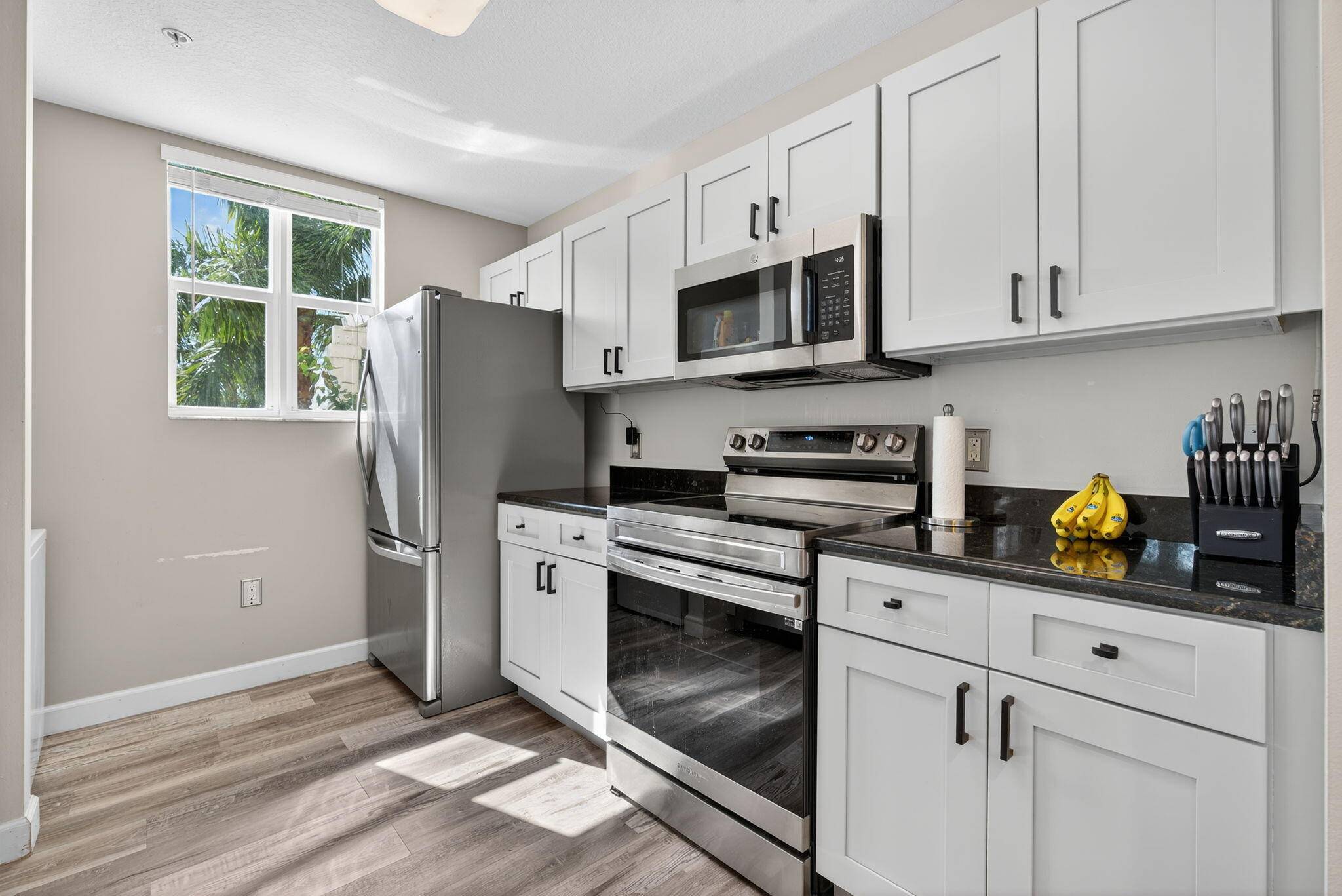 Jupiter, FL 33458,1200 Town Center DR 330