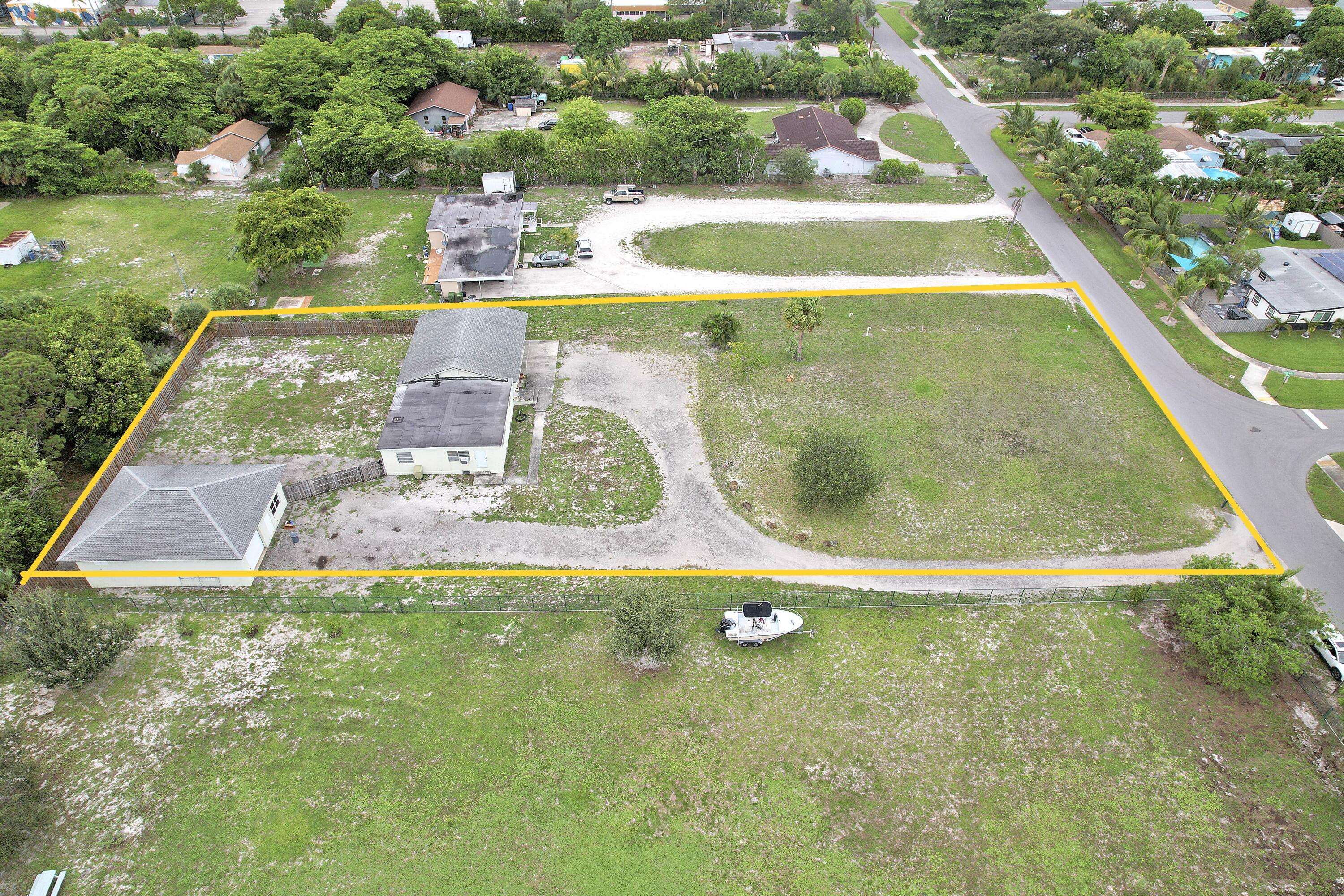 Palm Springs, FL 33406,2155 Prairie RD