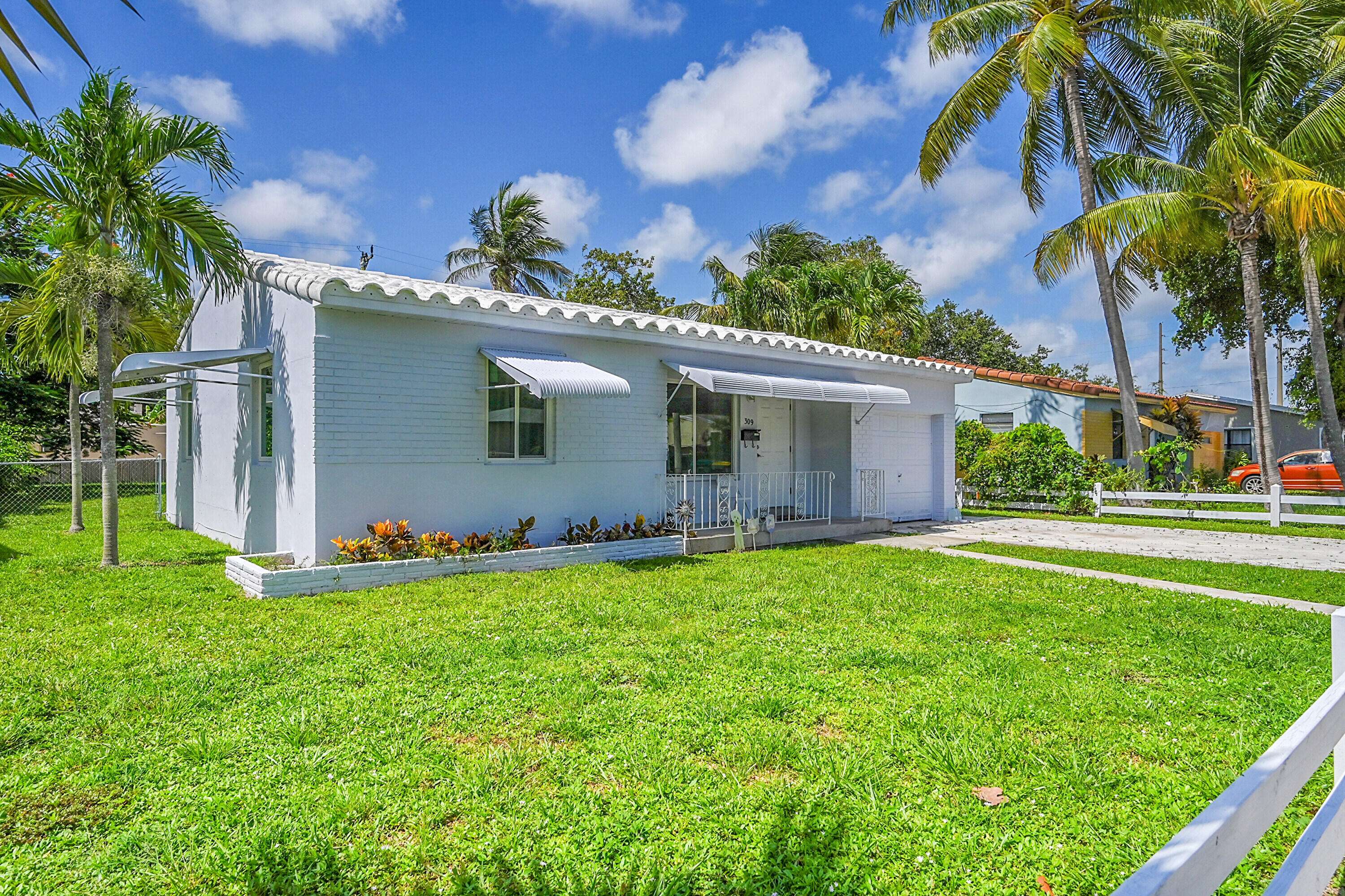 Dania Beach, FL 33004,309 SW 13th ST