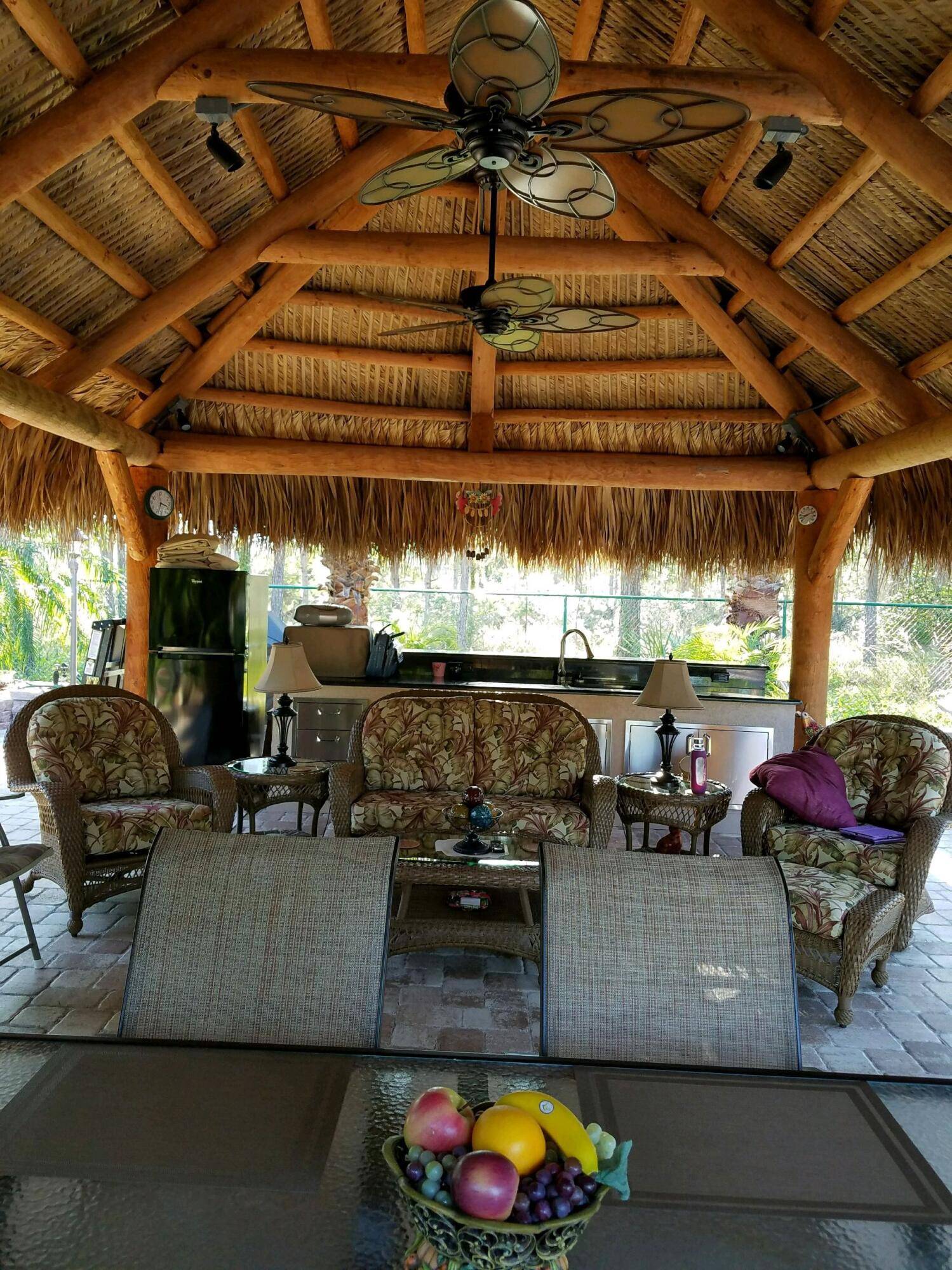 Port Saint Lucie, FL 34986,77 NW Putter Pointe