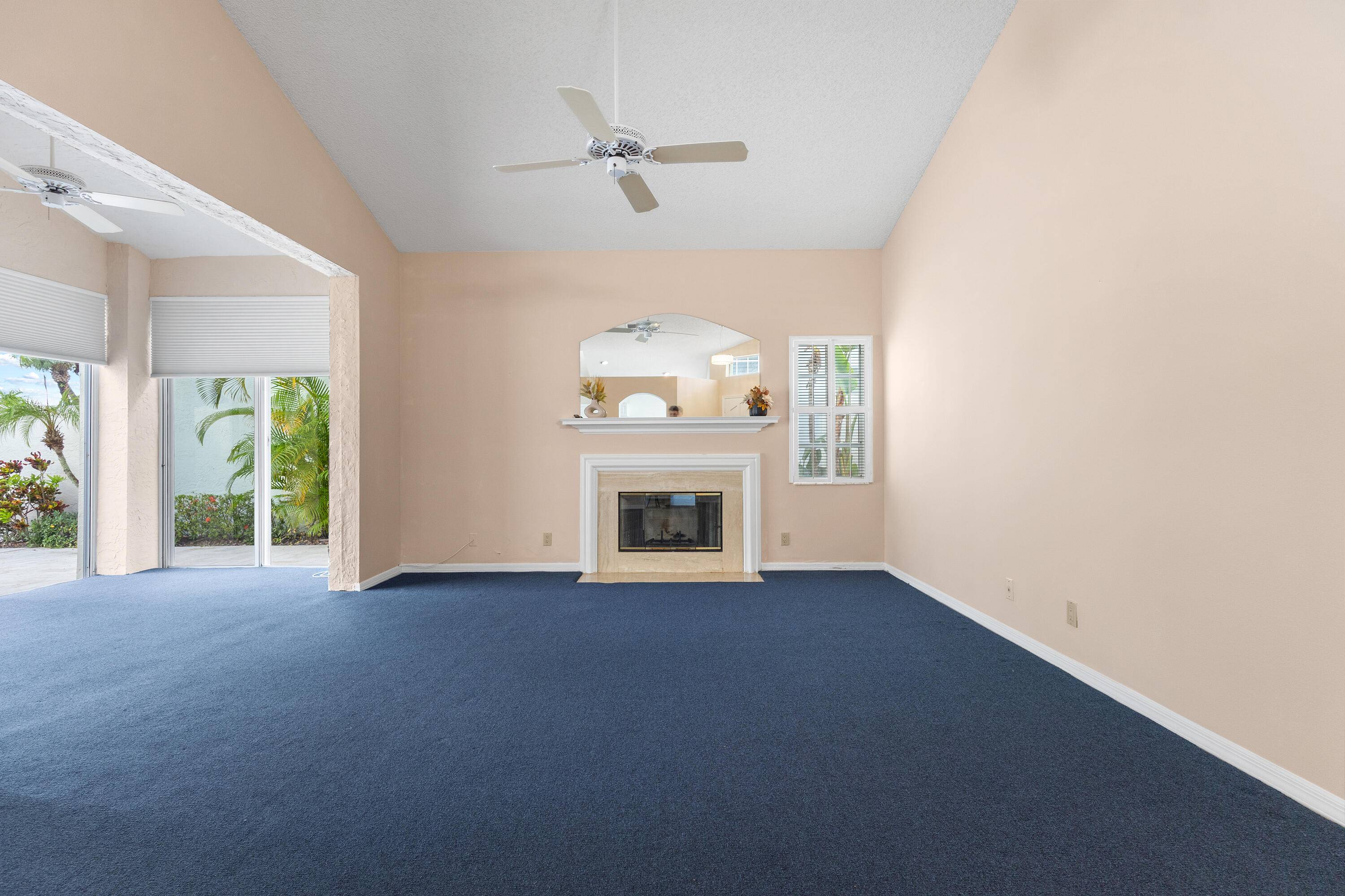 Palm Beach Gardens, FL 33418,10 Brighton CT
