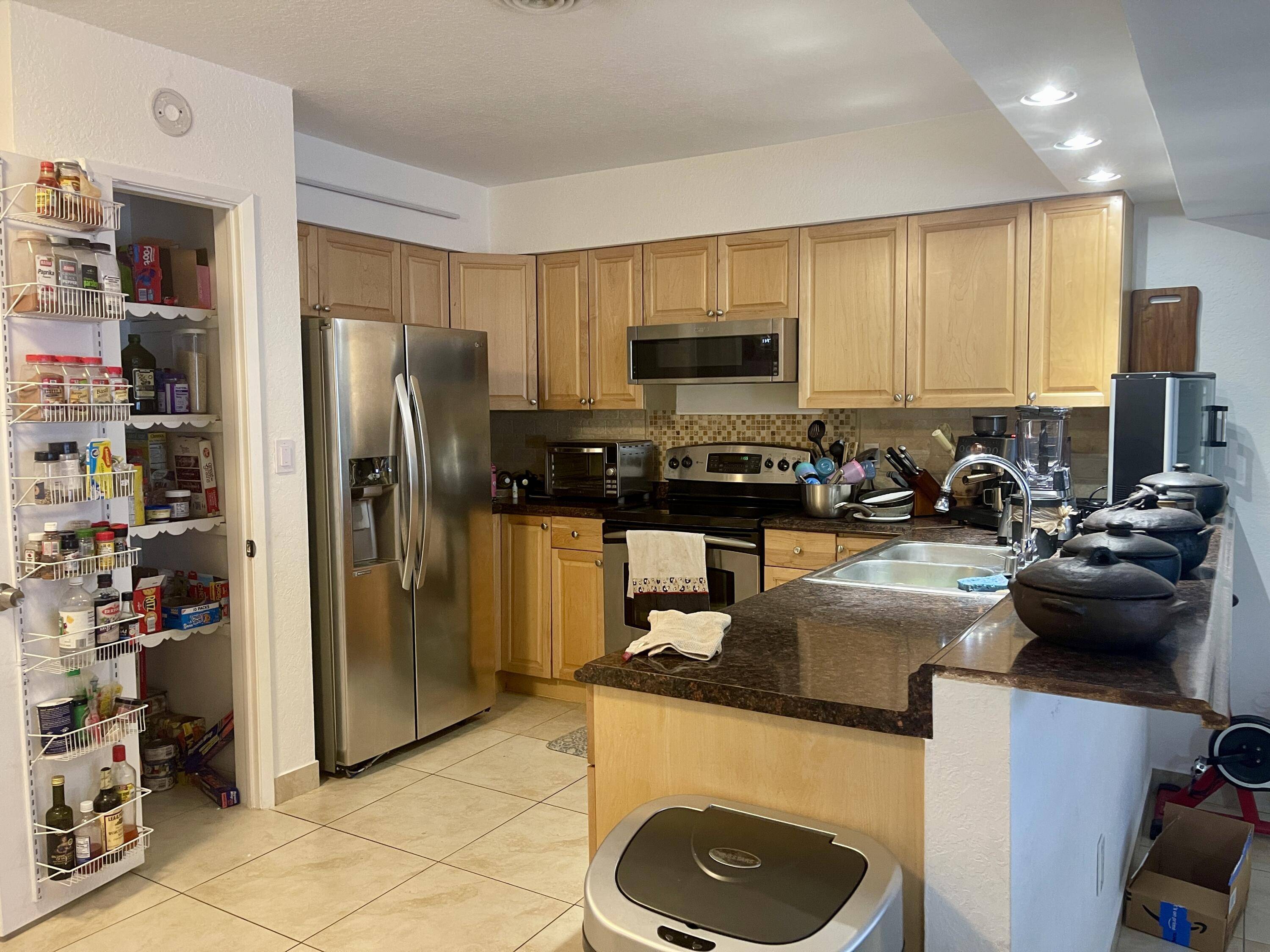 Fort Lauderdale, FL 33334,5513 NE 16th AVE