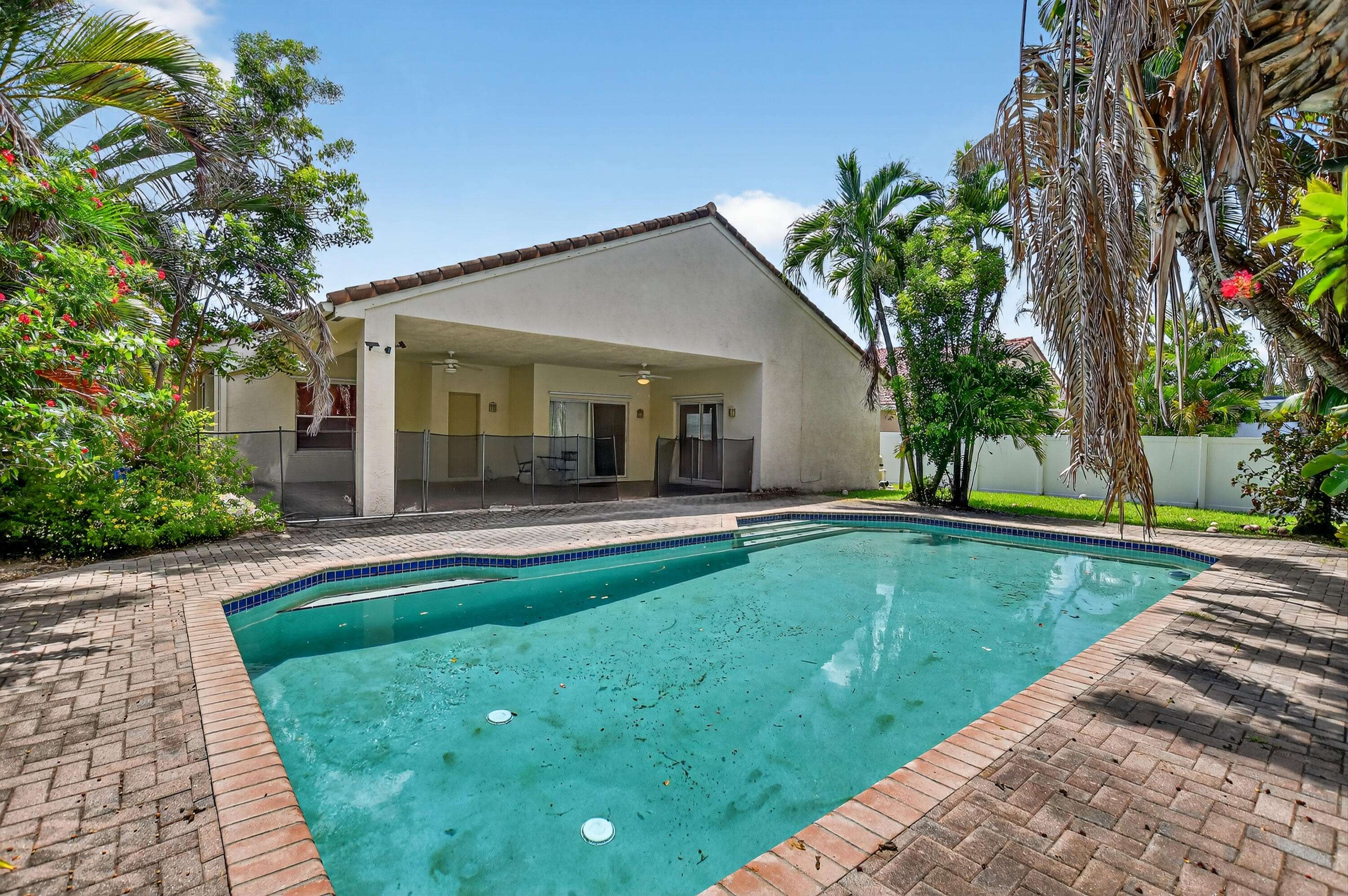 Boca Raton, FL 33431,3511 NW 4th AVE