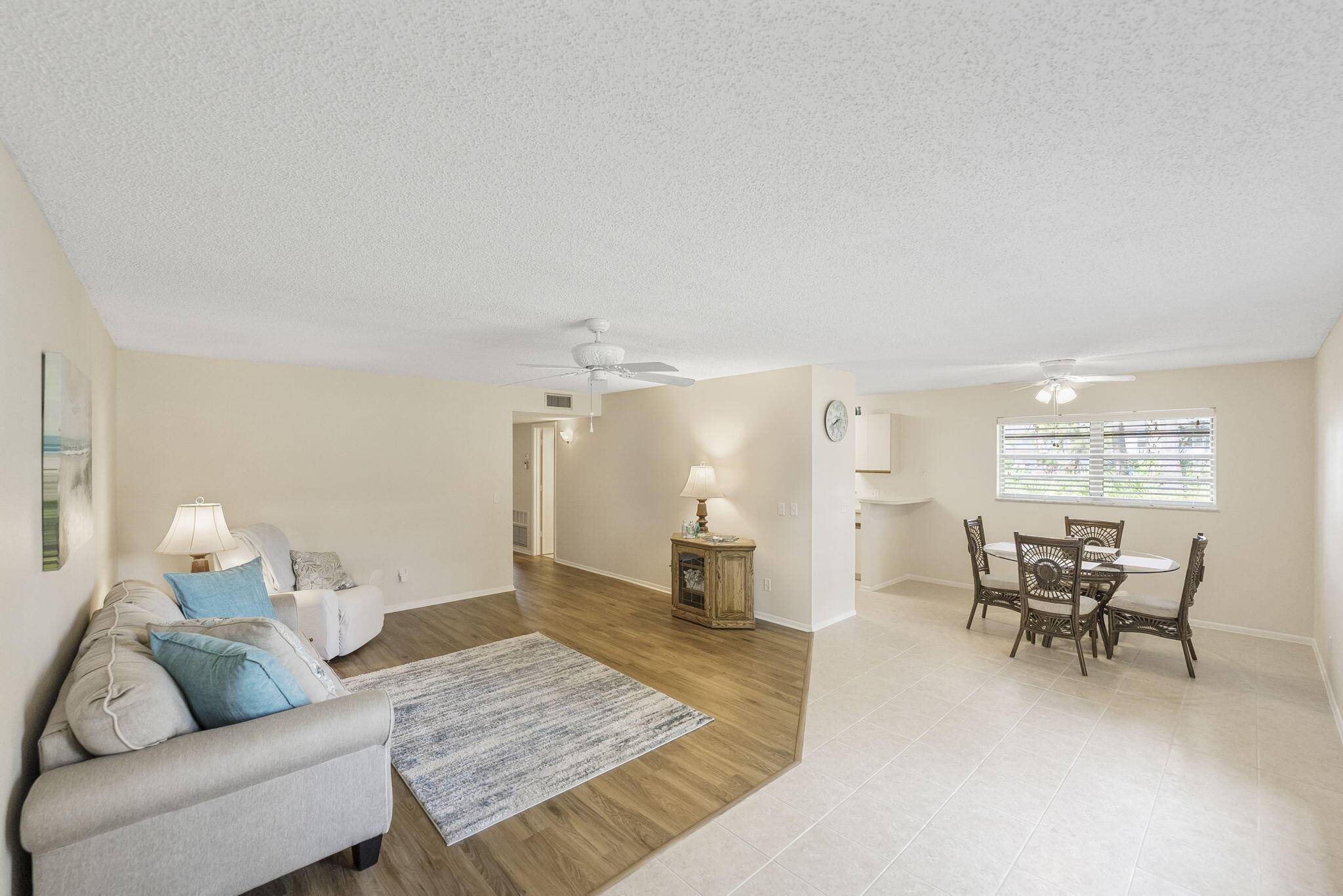 Port Saint Lucie, FL 34952,11 Lake Vista Trail 101