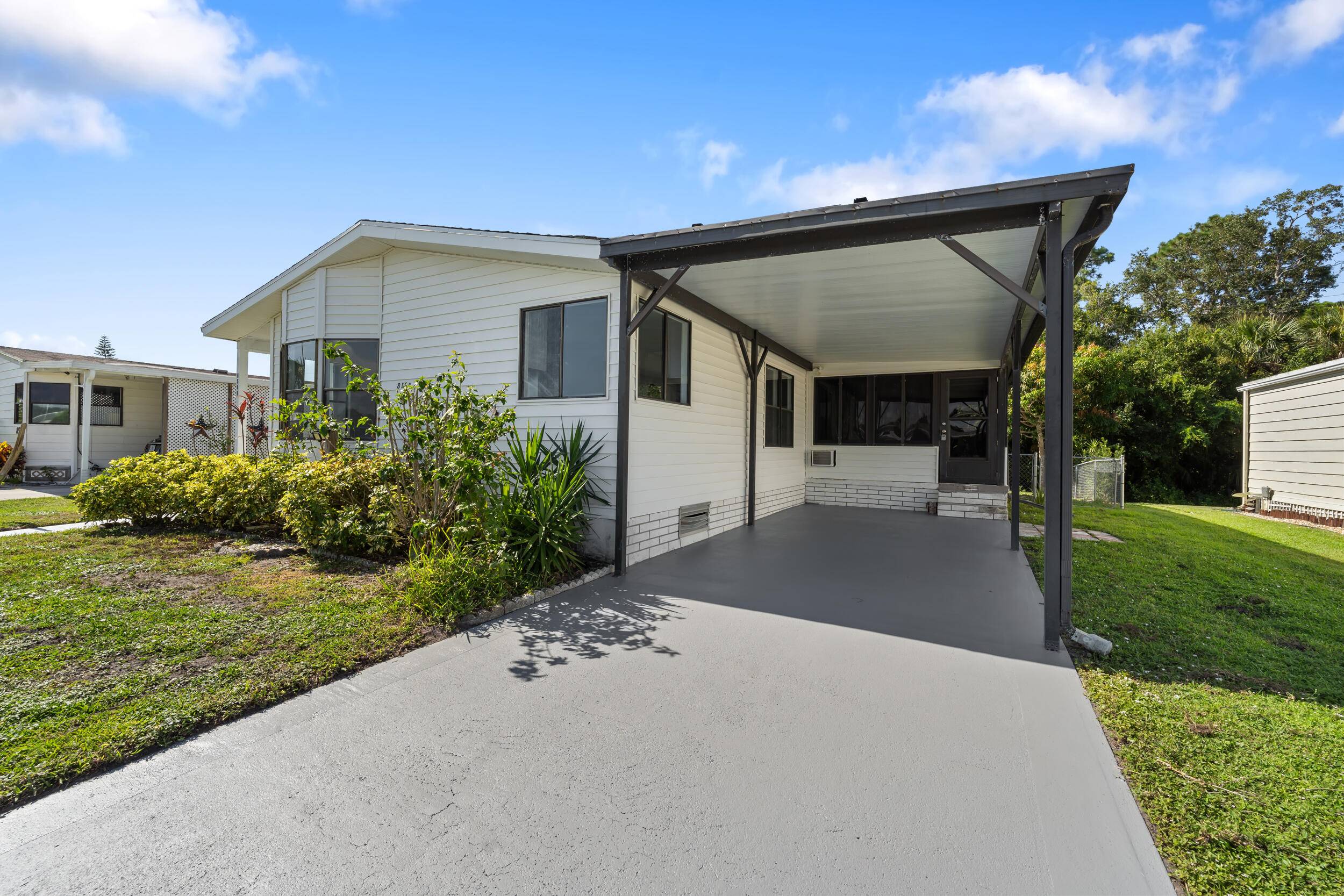 Port Saint Lucie, FL 34952,8589 Florence DR