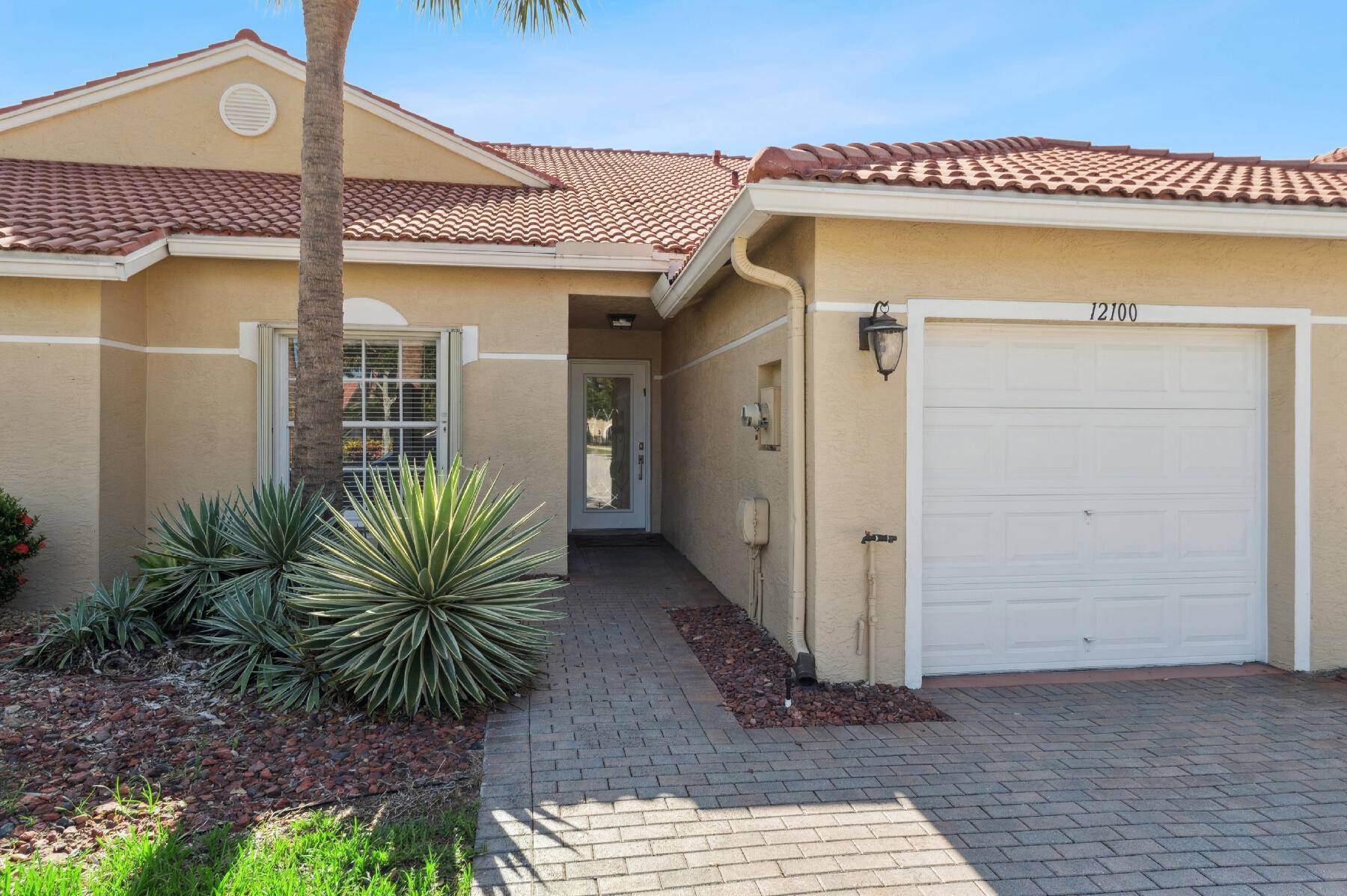 Boynton Beach, FL 33437,12100 Serafino ST