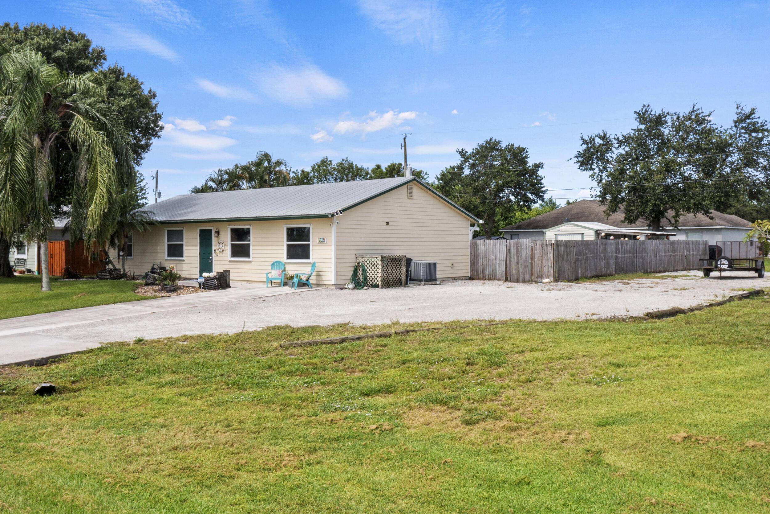 Port Saint Lucie, FL 34953,416 SW Bradshaw CIR