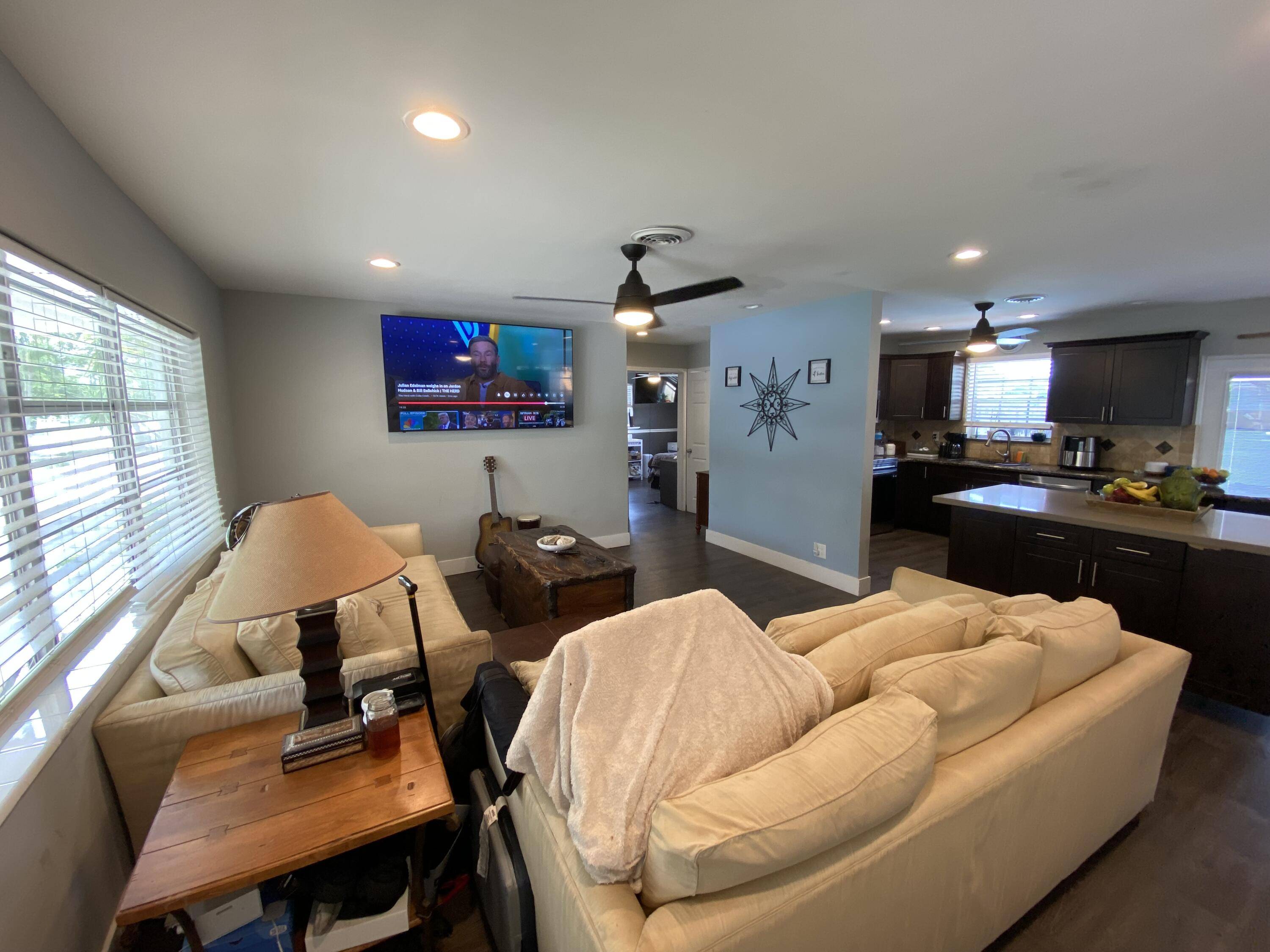 Deerfield Beach, FL 33441,124 SE 11th ST