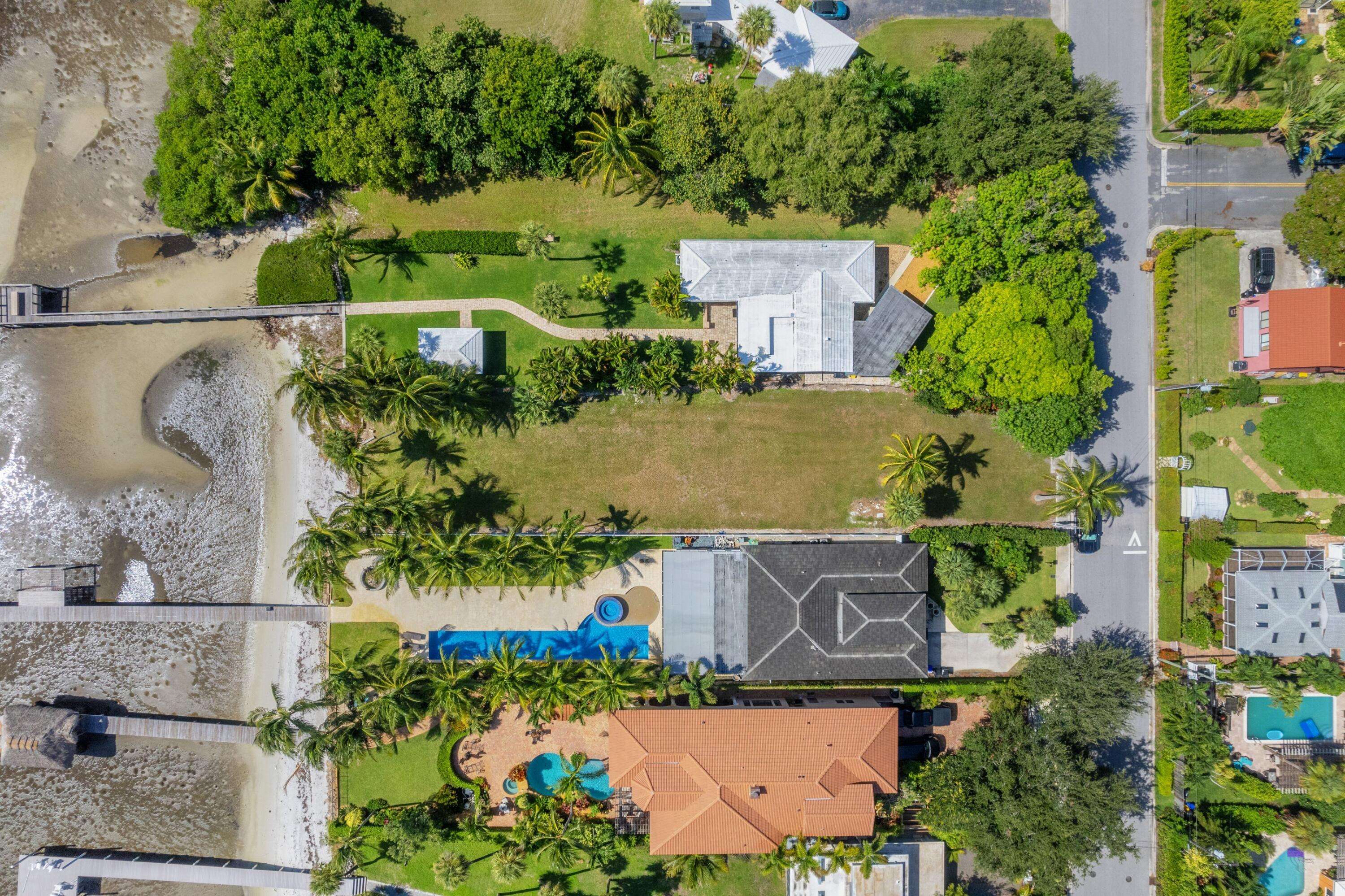 Lake Worth Beach, FL 33460,826 S Lakeside DR
