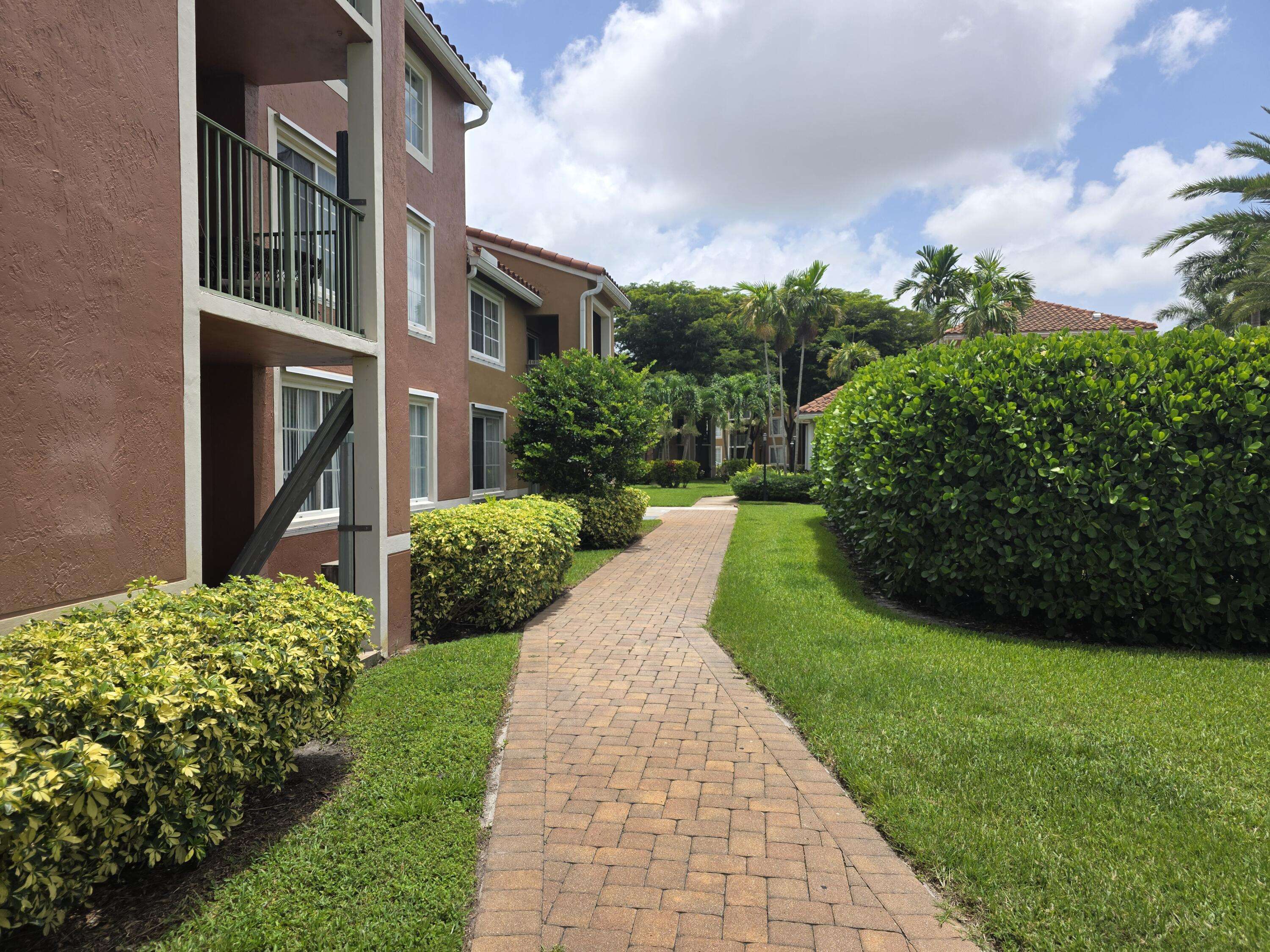 Lake Worth, FL 33463,7824 Sonoma Springs CIR 104