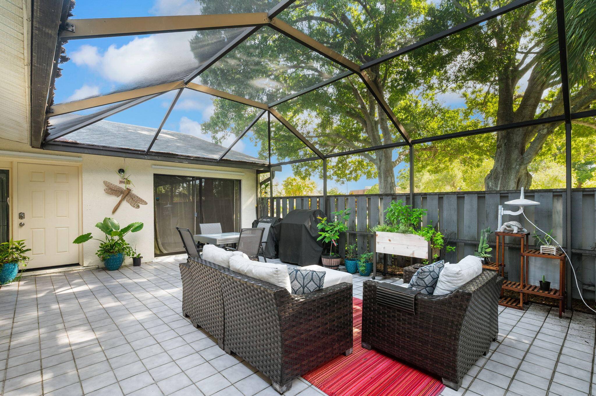 Fort Pierce, FL 34950,1433 Captains WALK 18 D