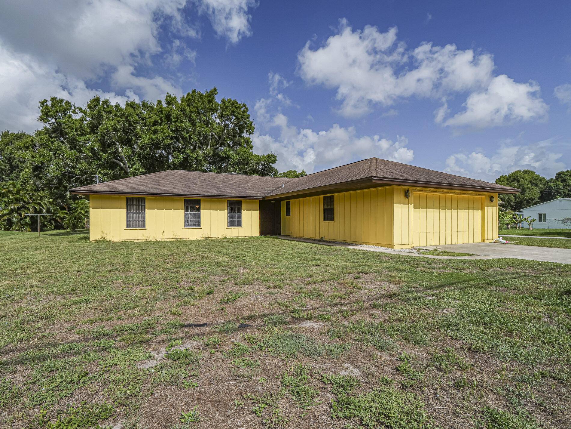 Vero Beach, FL 32960,895 20th AVE