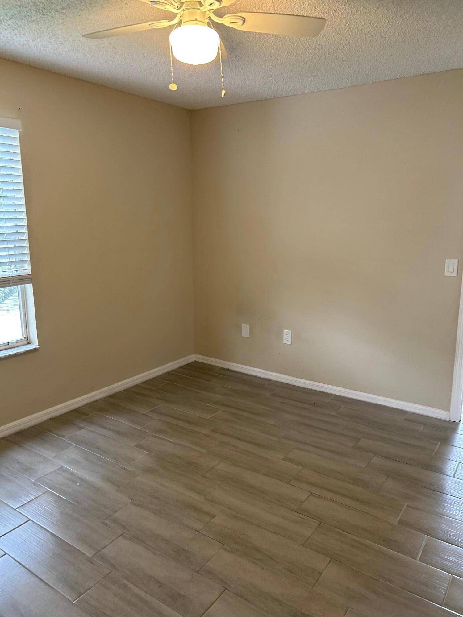 West Palm Beach, FL 33409,1401 Village BLVD 1022