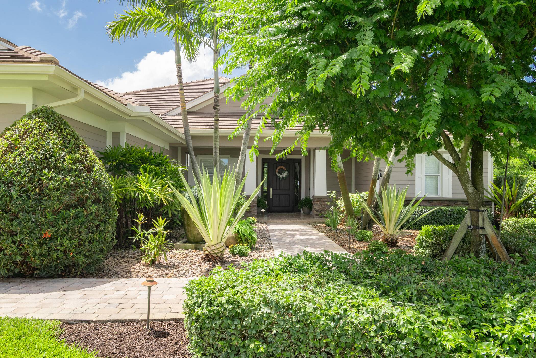 Stuart, FL 34997,3420 SE Golf TRL