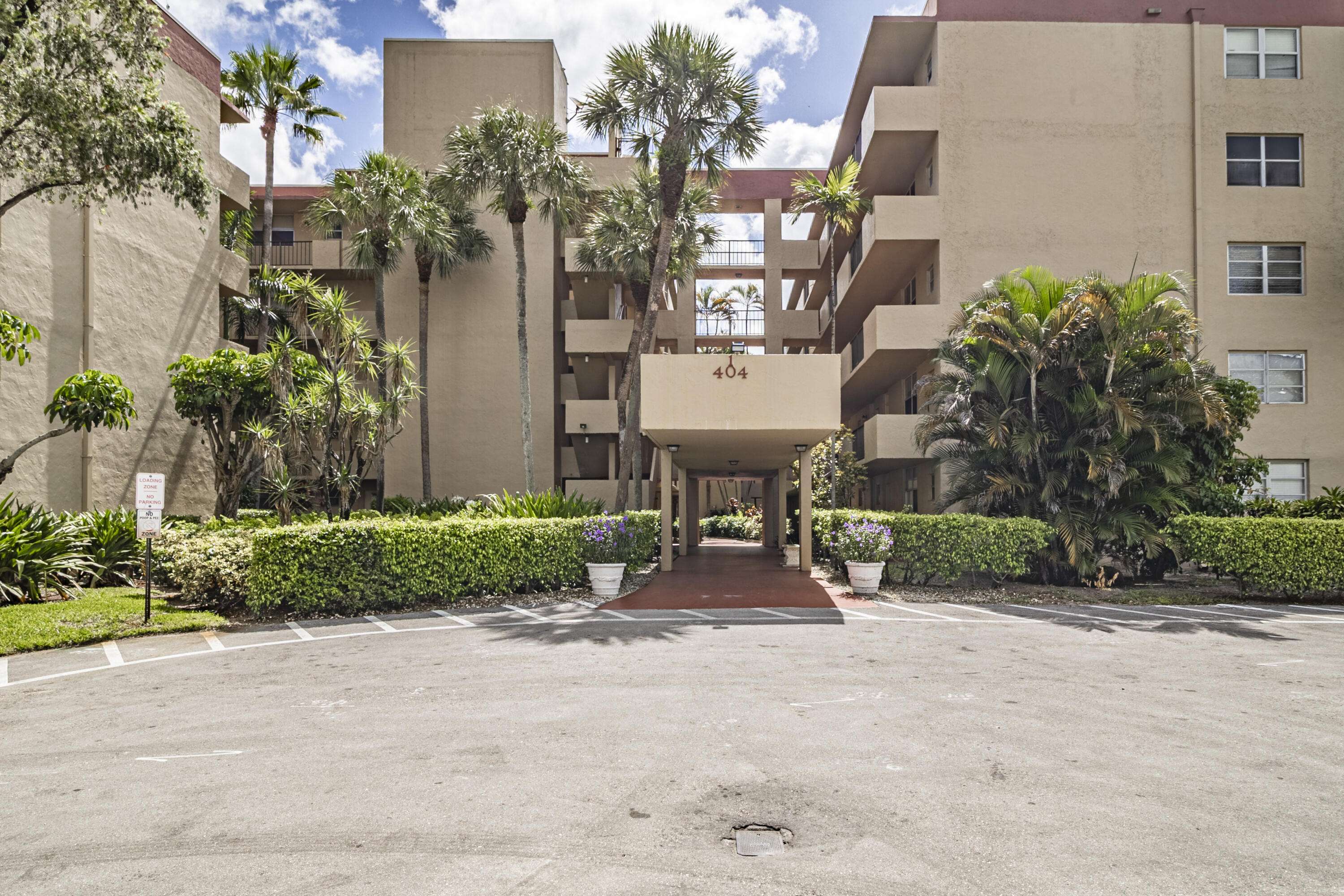 Plantation, FL 33317,404 NW 68th AVE 407