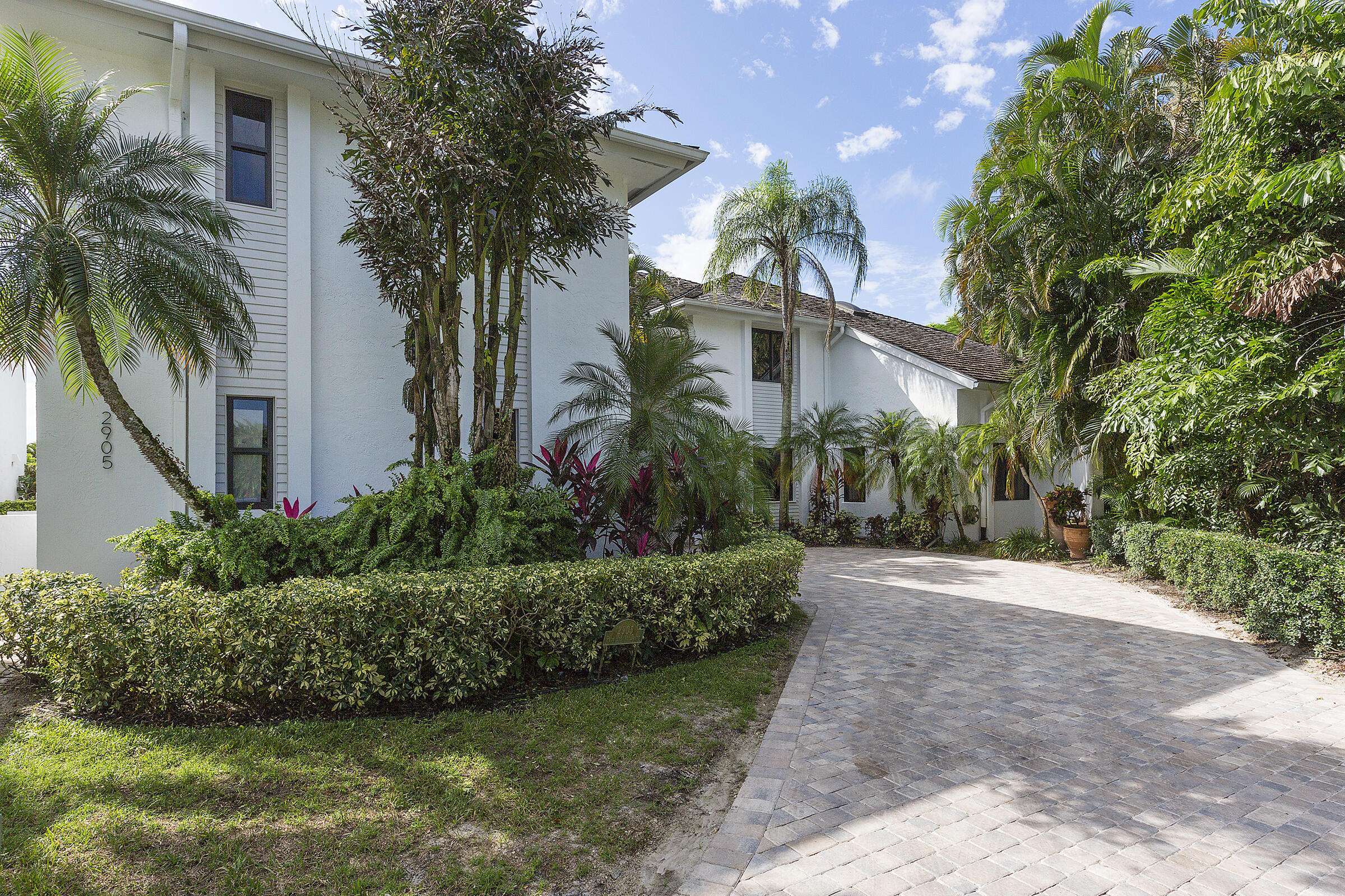 Wellington, FL 33414,2905 Polo Island DR