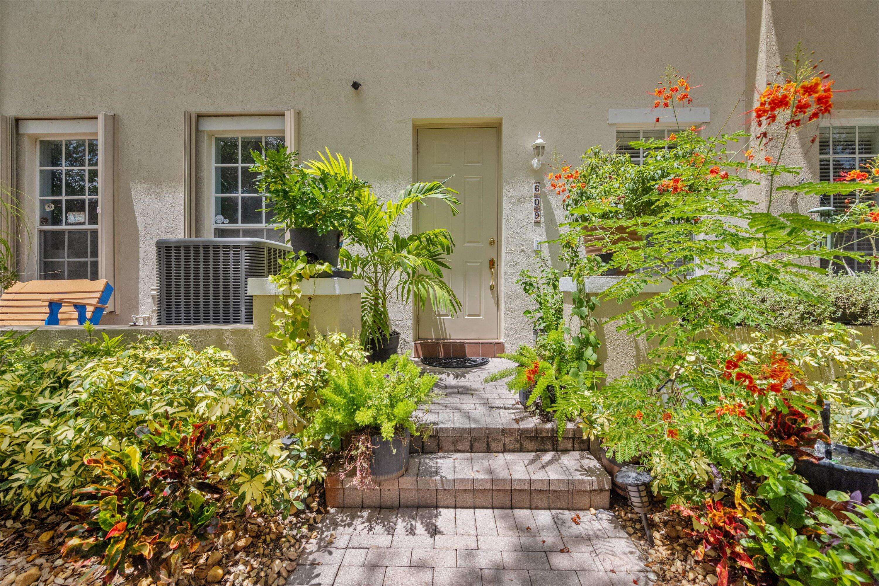 Boynton Beach, FL 33426,609 NW 24th AVE