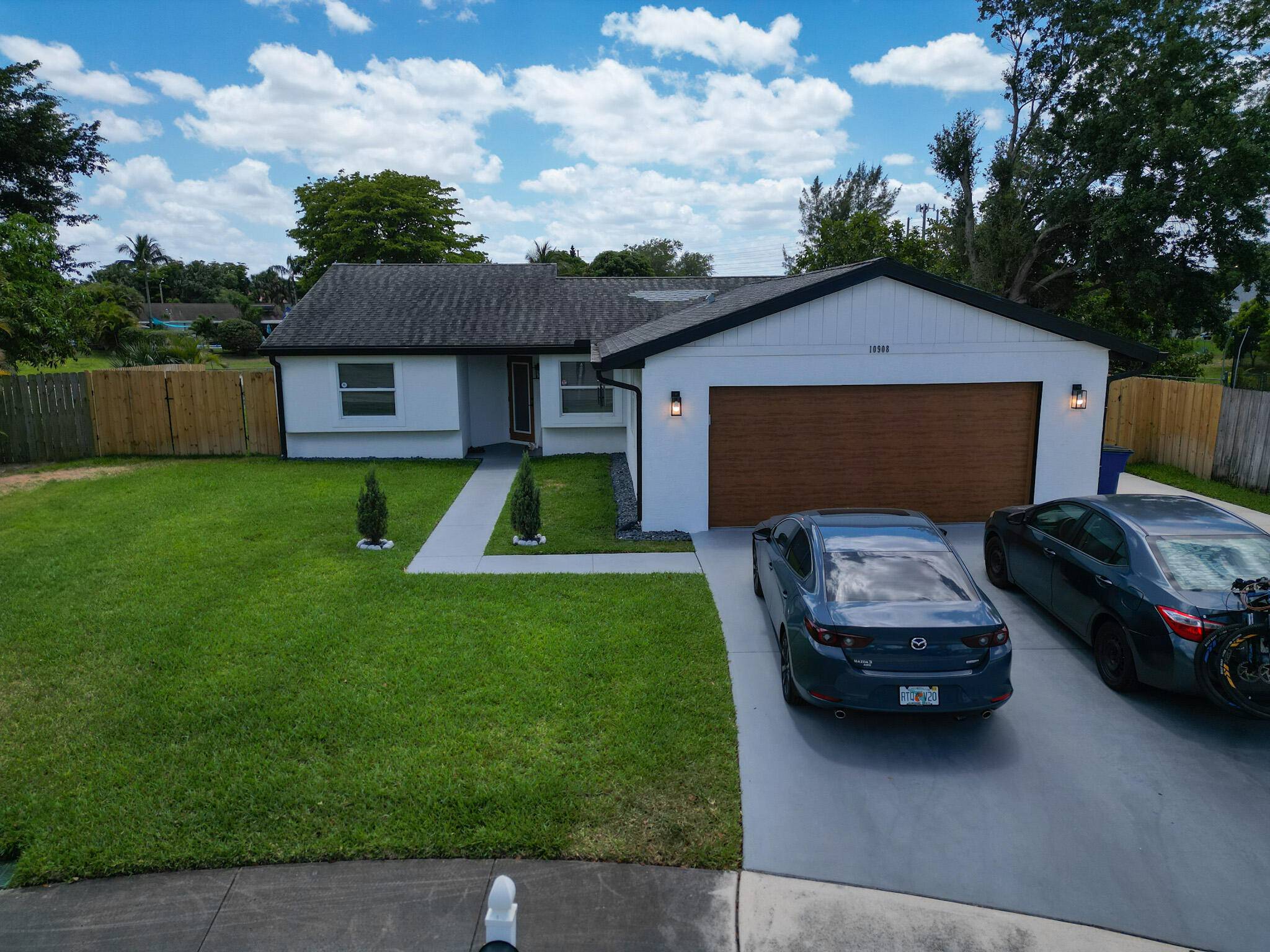 Royal Palm Beach, FL 33411,10908 Grandview CT