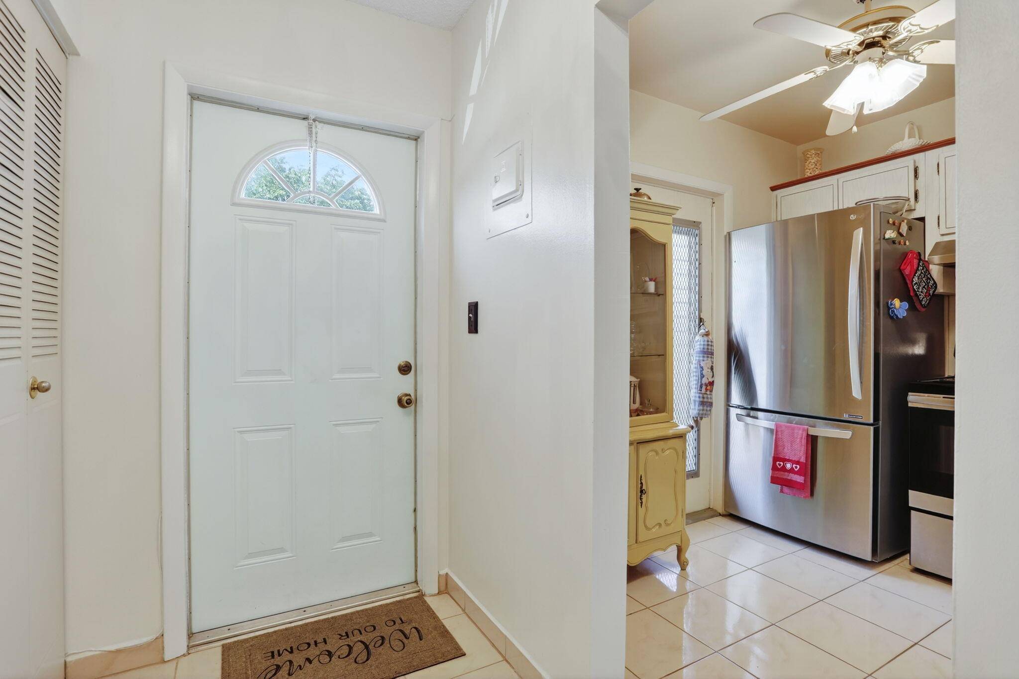 Lauderdale Lakes, FL 33313,5111 W Oakland Park BLVD 201