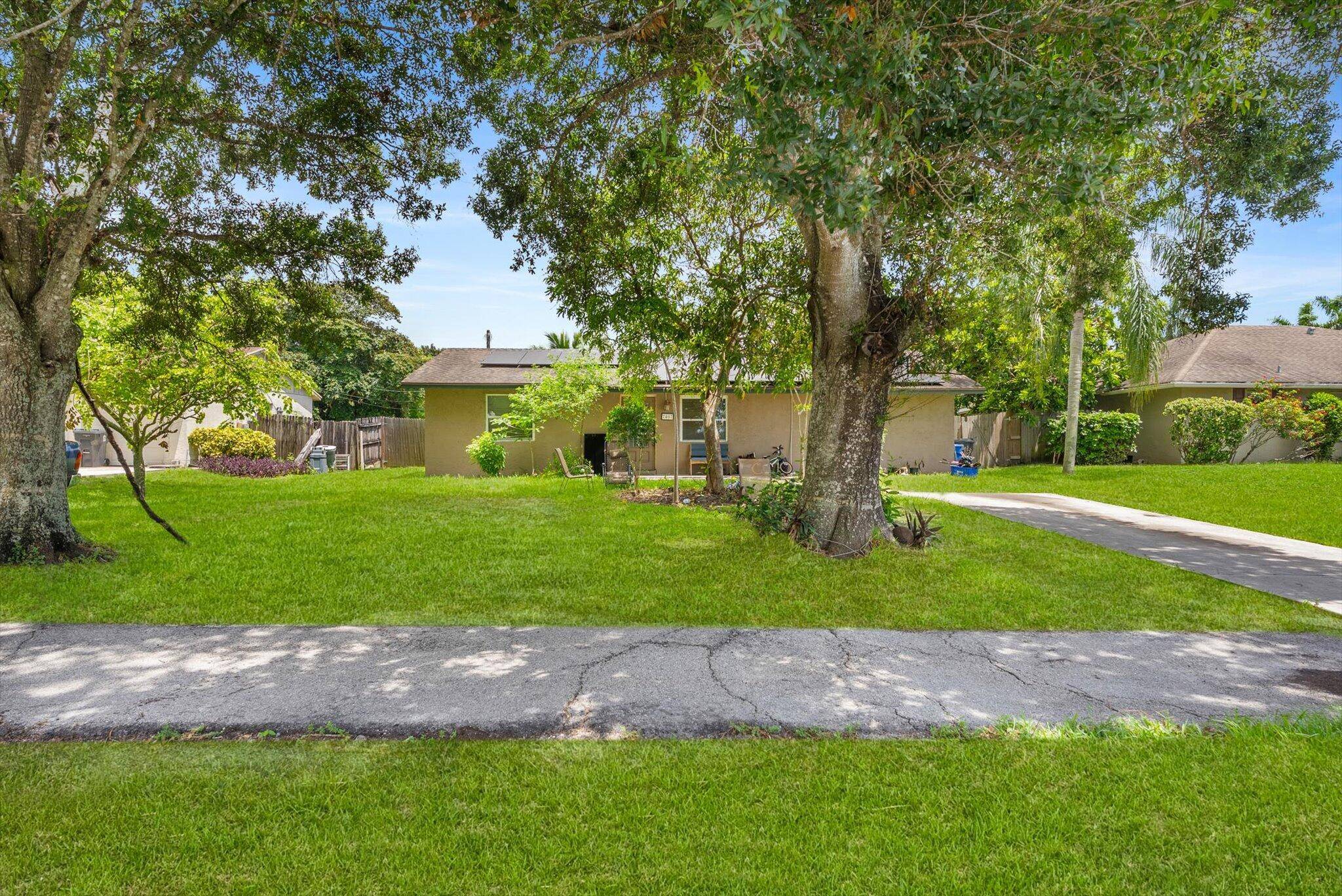 Lake Worth, FL 33467,7407 Cocoanut DR