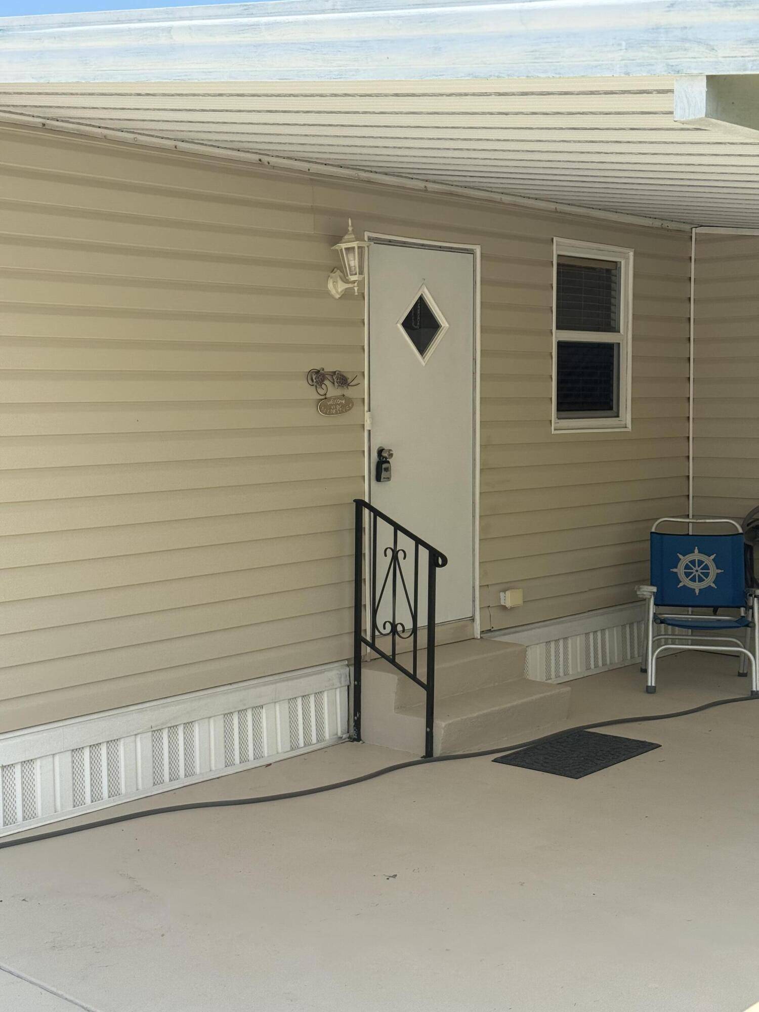 Jensen Beach, FL 34957,463 Onyx WAY