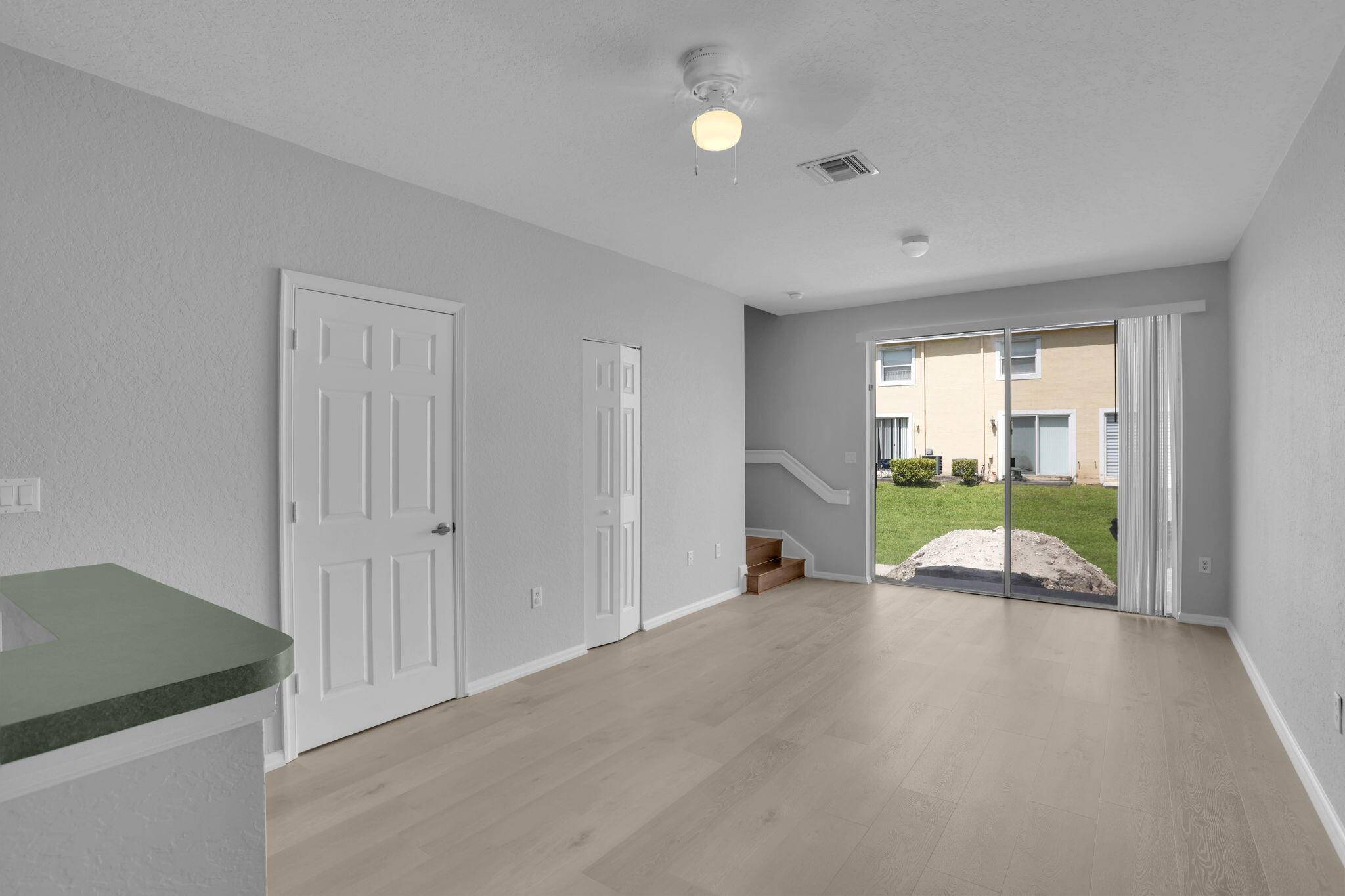 Tamarac, FL 33321,6371 Landings TER