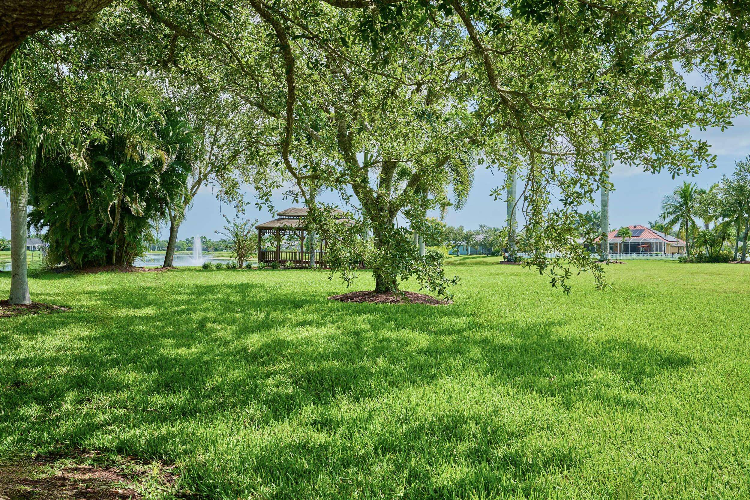 Vero Beach, FL 32968,4705 SW Stephanie LN