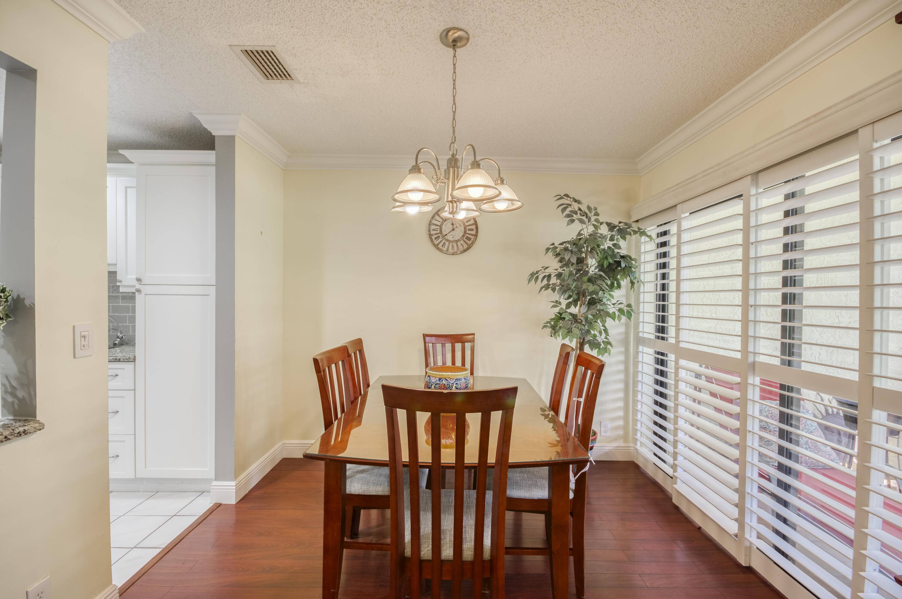 Palm Beach Gardens, FL 33418,10 E Lexington LN B