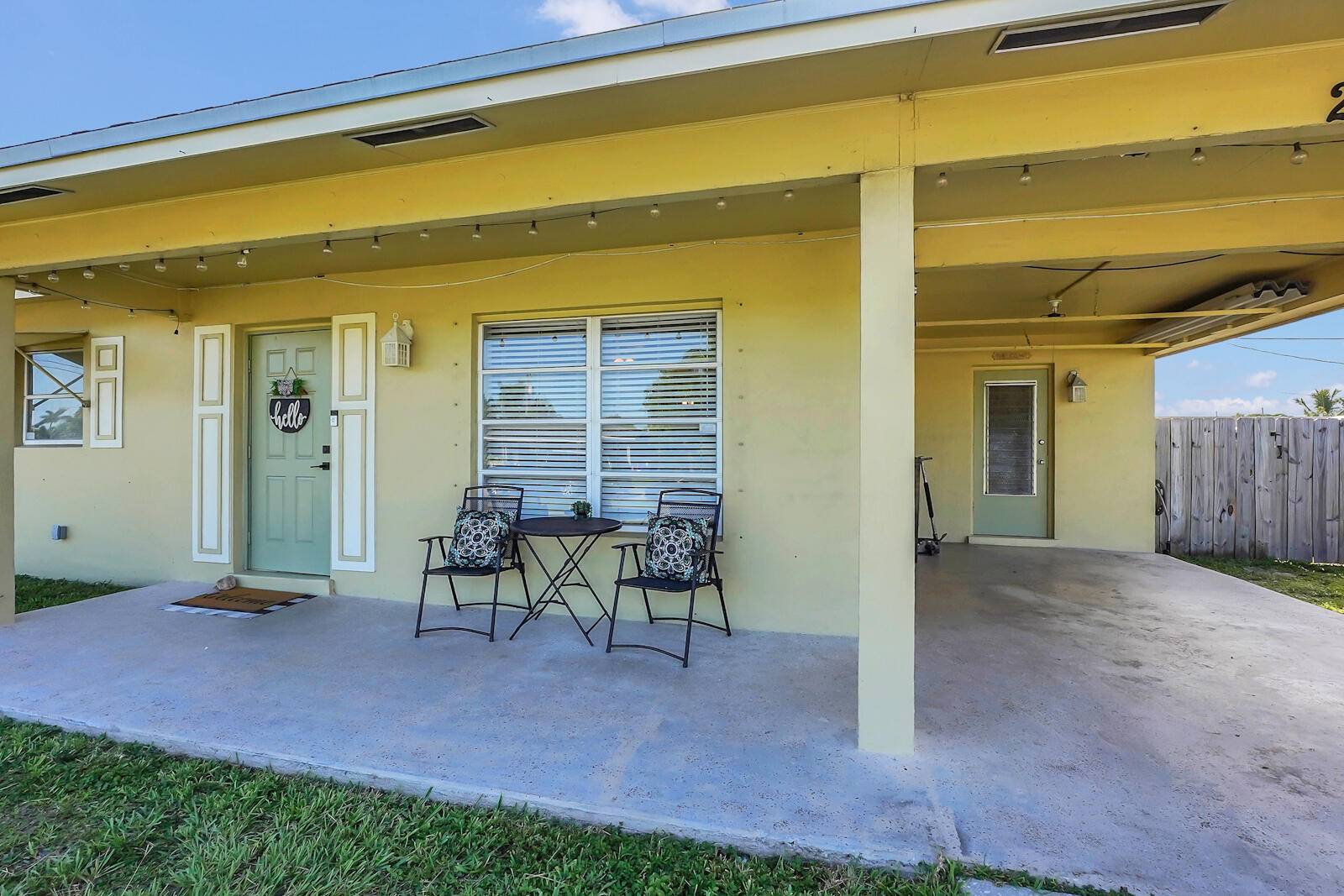 West Palm Beach, FL 33415,2609 Lakehaven RD