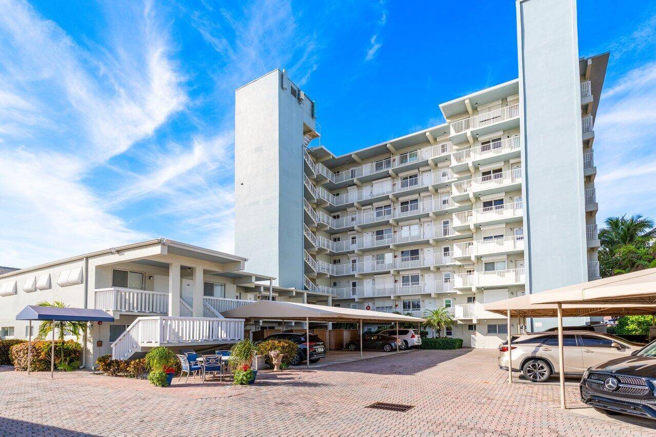 Deerfield Beach, FL 33441,629 SE 19th AVE 202