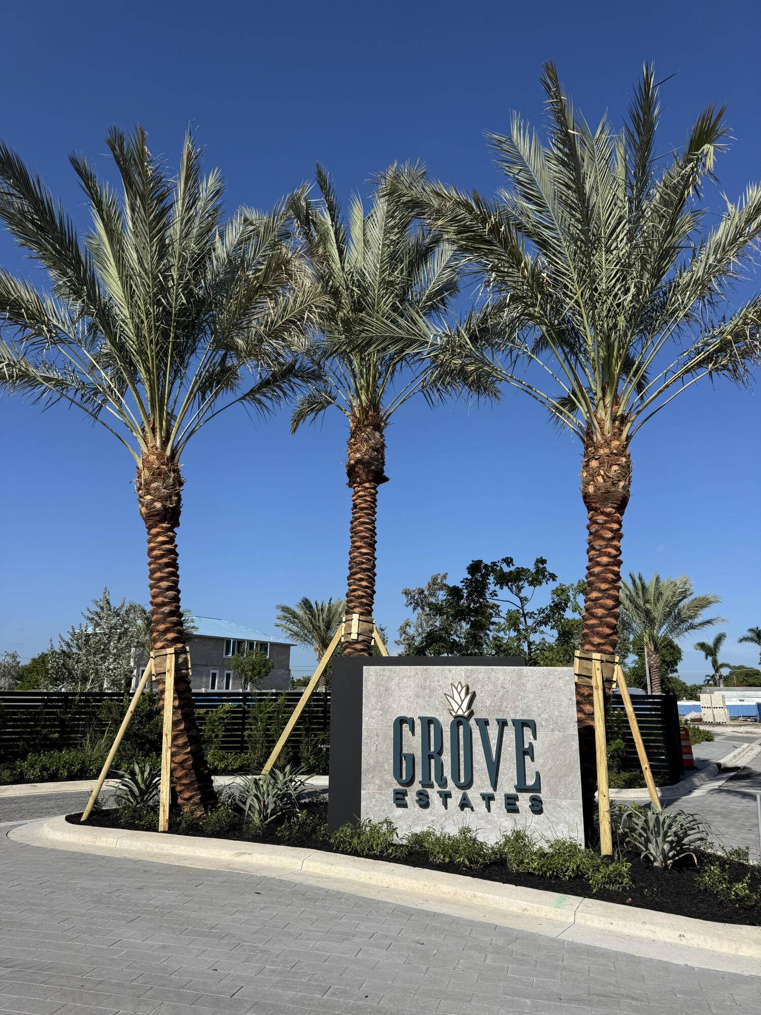 Delray Beach, FL 33444,335 Grove PL