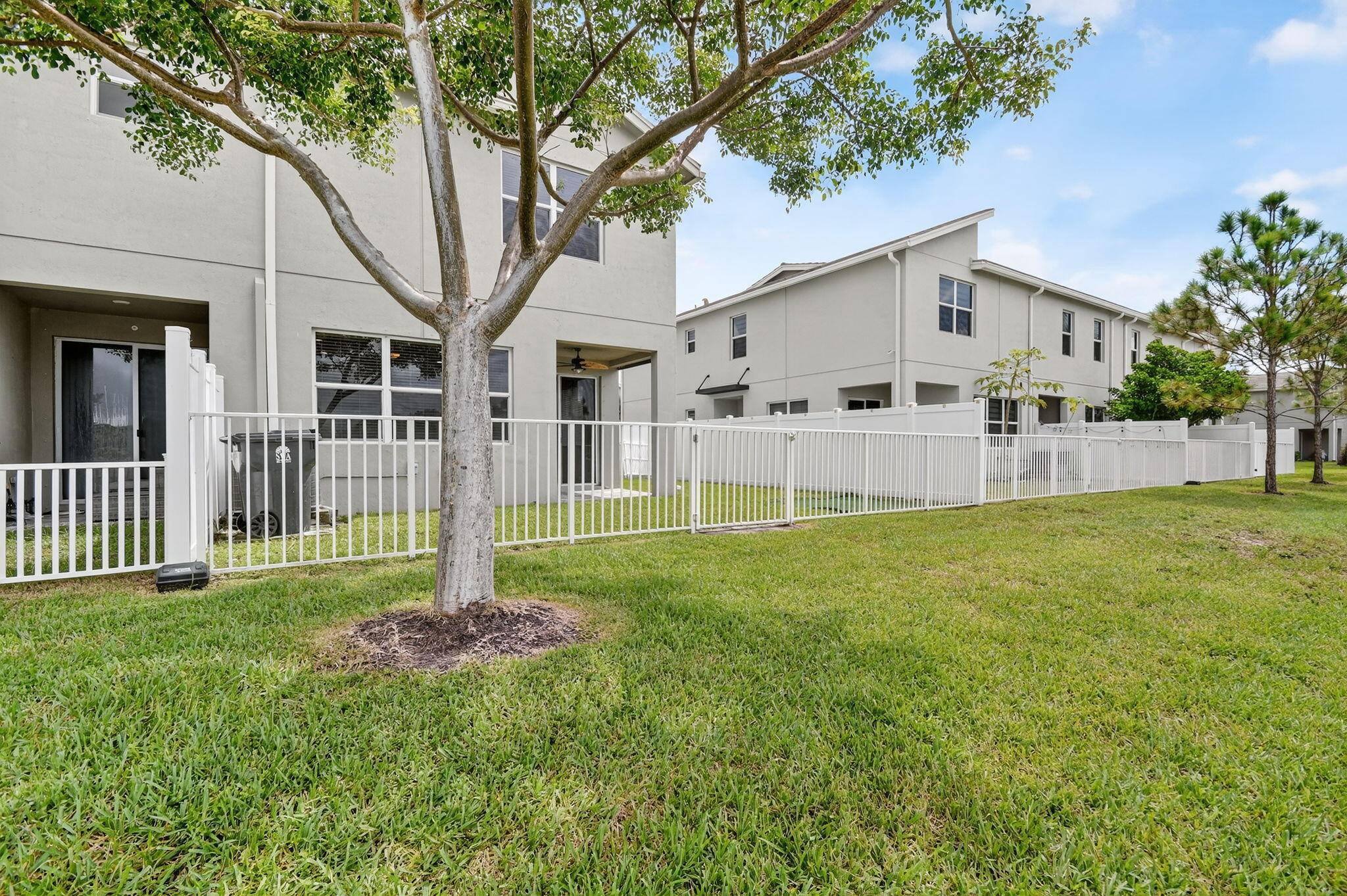 Lake Worth, FL 33467,8606 Via Mar Rosso