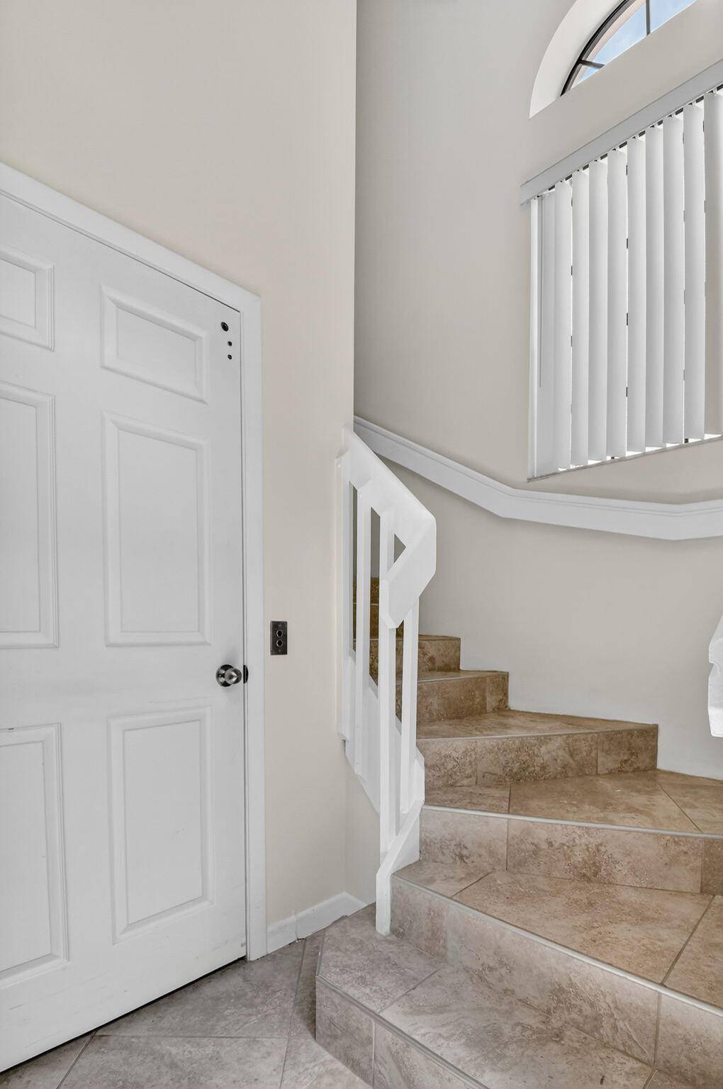 Boynton Beach, FL 33437,5203 Europa DR N