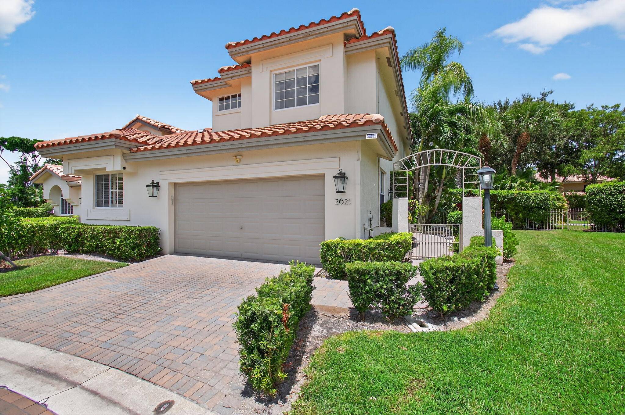Boca Raton, FL 33496,2621 NW 53rd DR