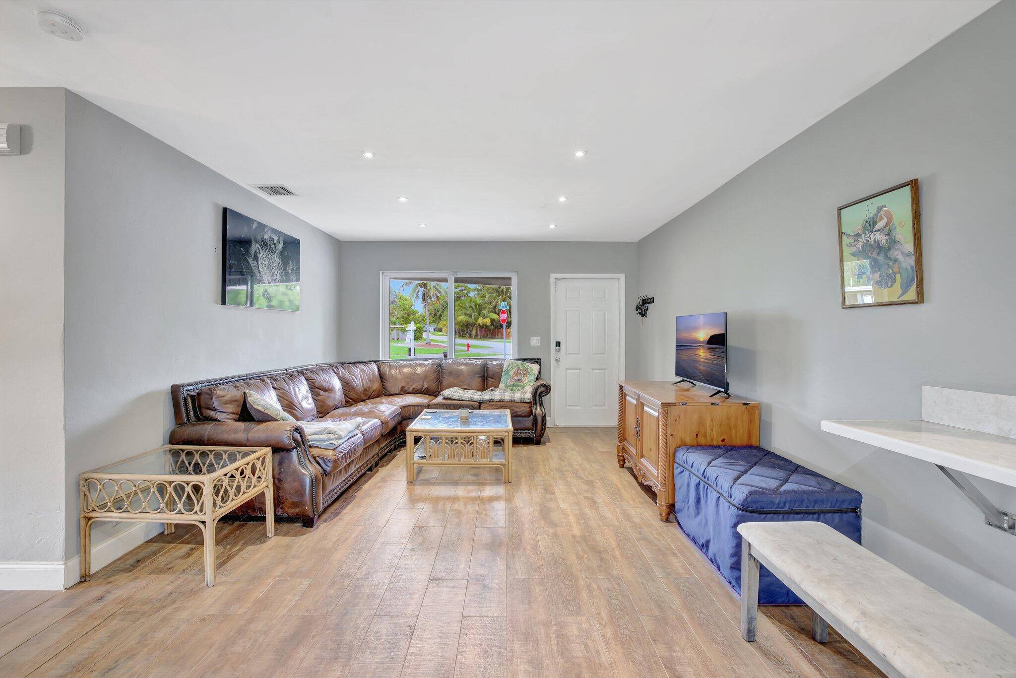 Fort Lauderdale, FL 33312,3241 SW 19 ST