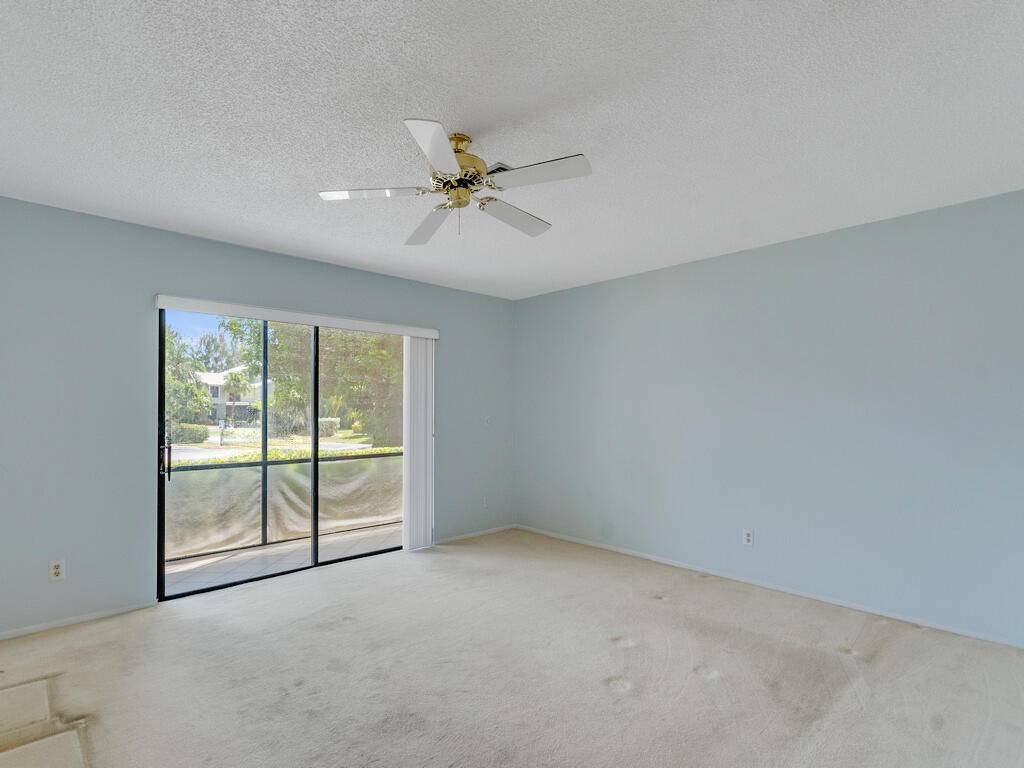 Stuart, FL 34994,800 NW Fork RD 10-6